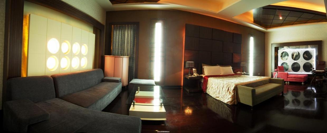 Wei Feng Exquisite Motel Pintung Branch