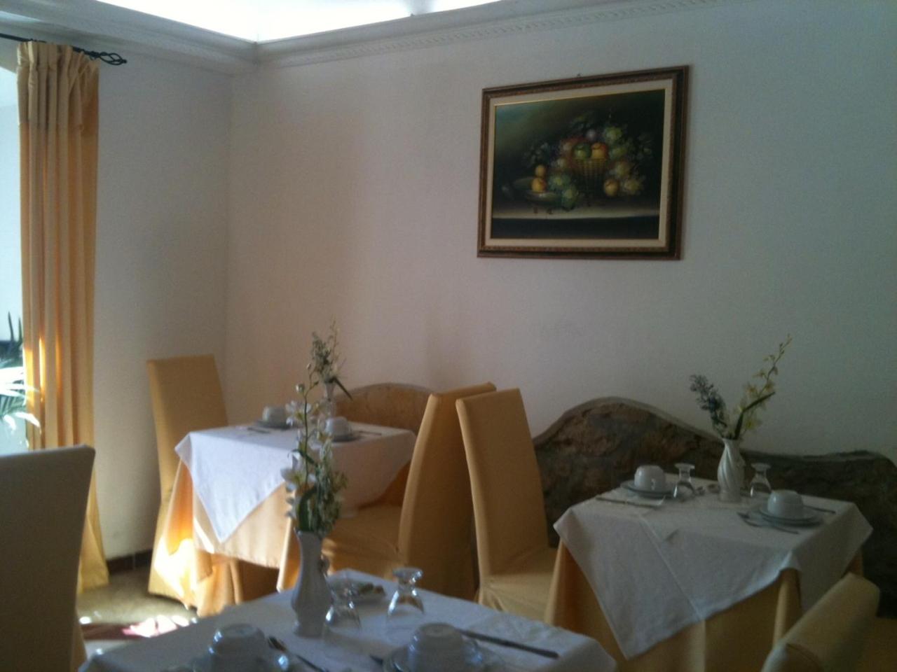 Saturnia Residence