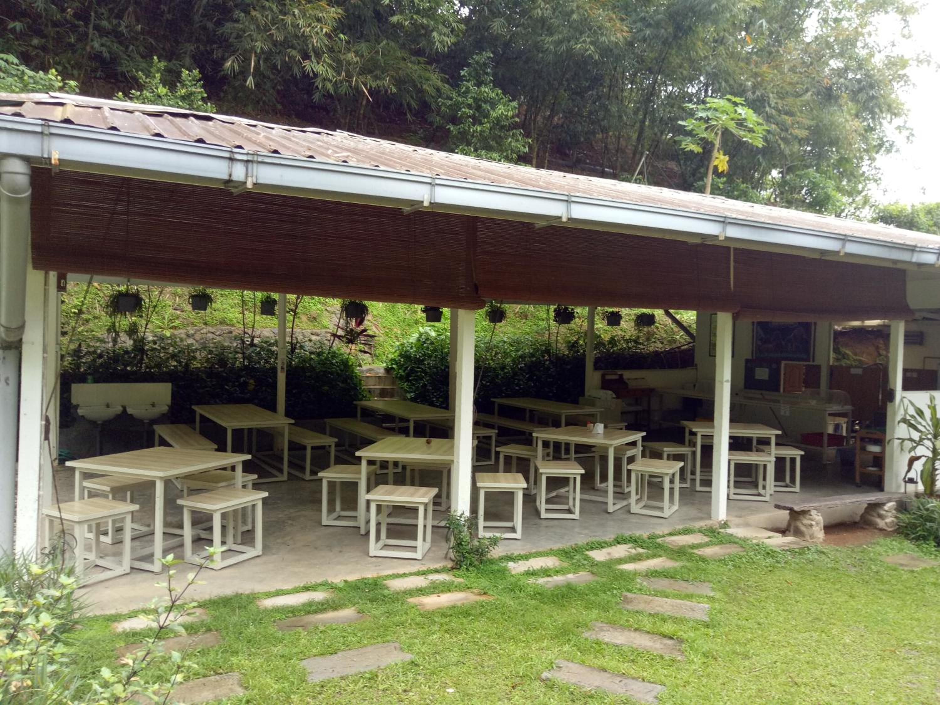 Moonriver Lodge
