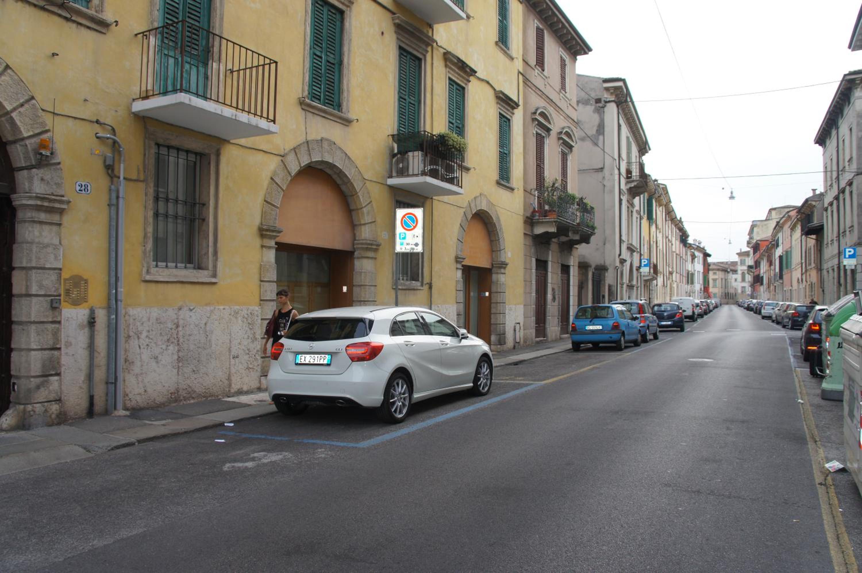 Photo 33