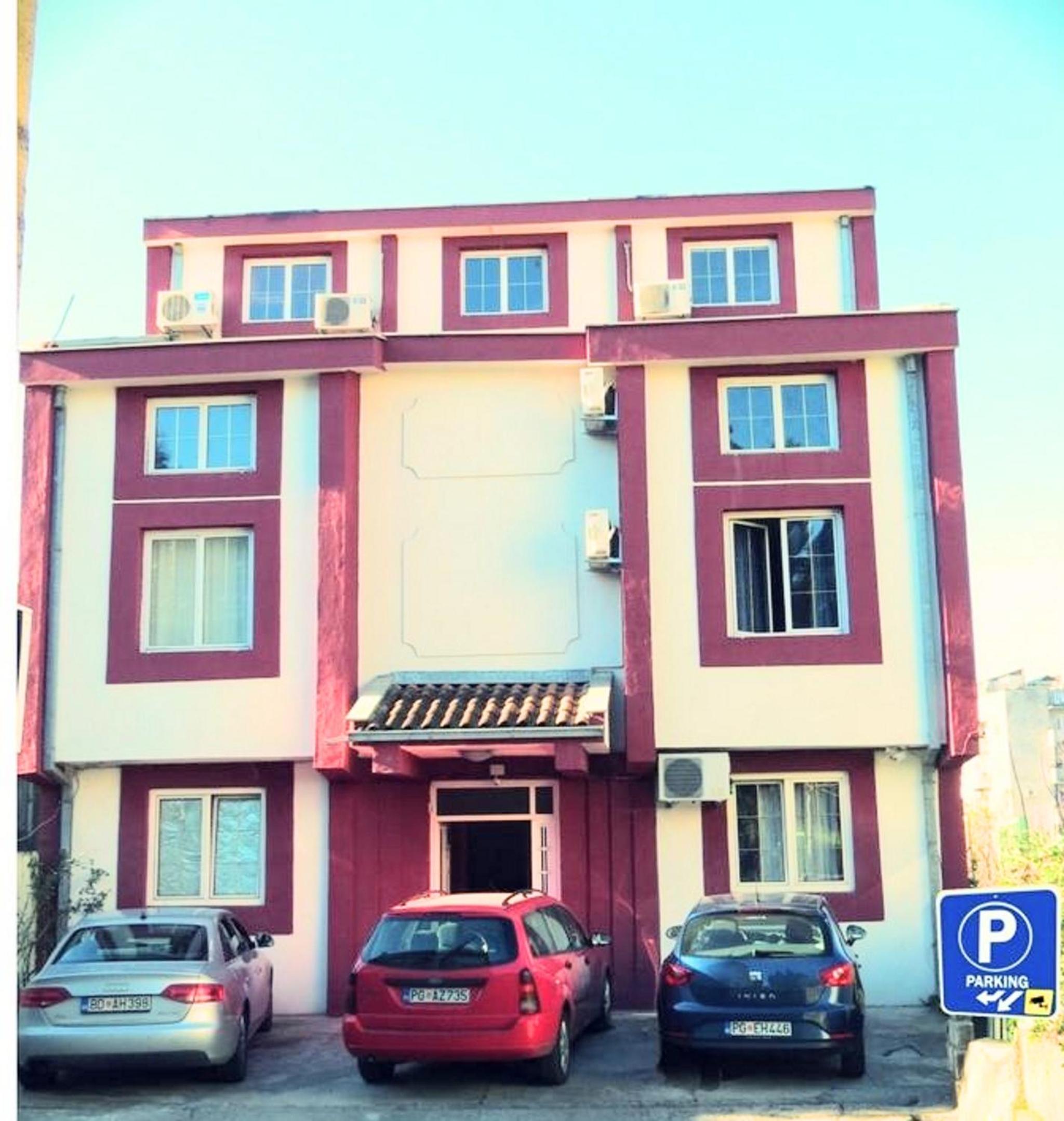 Hotel Explorer Podgorica - Image 1