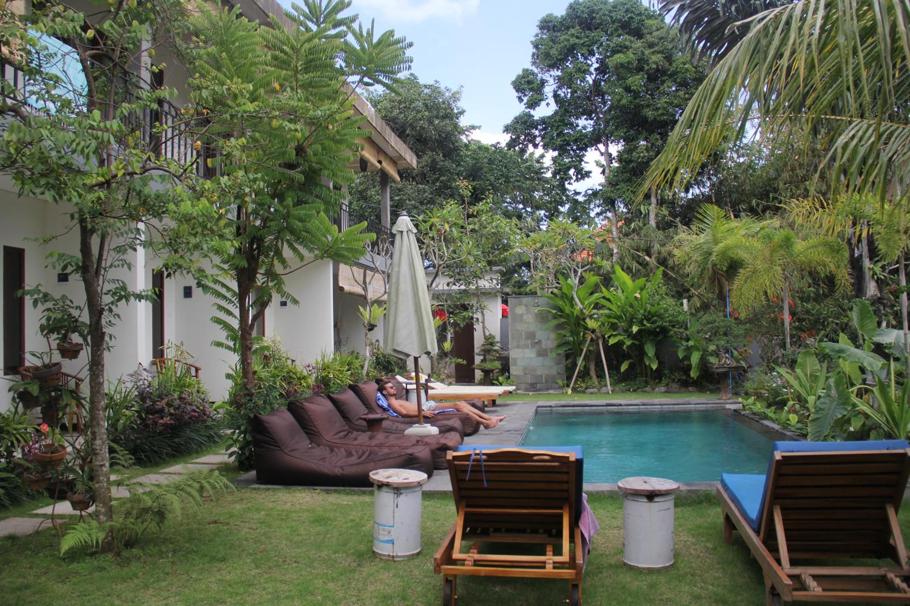 Ryanbagus Guest House view 3