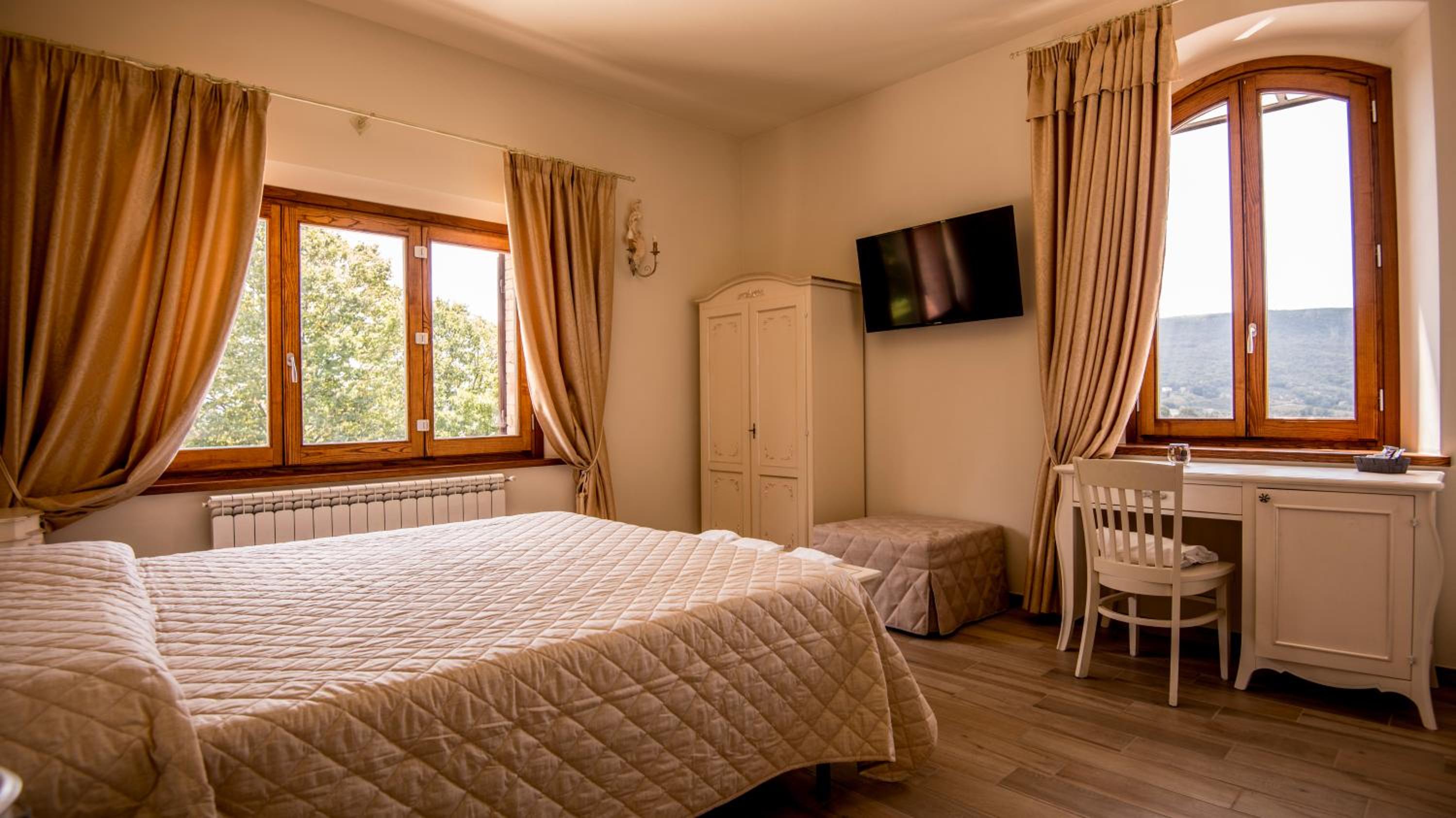 hotel room