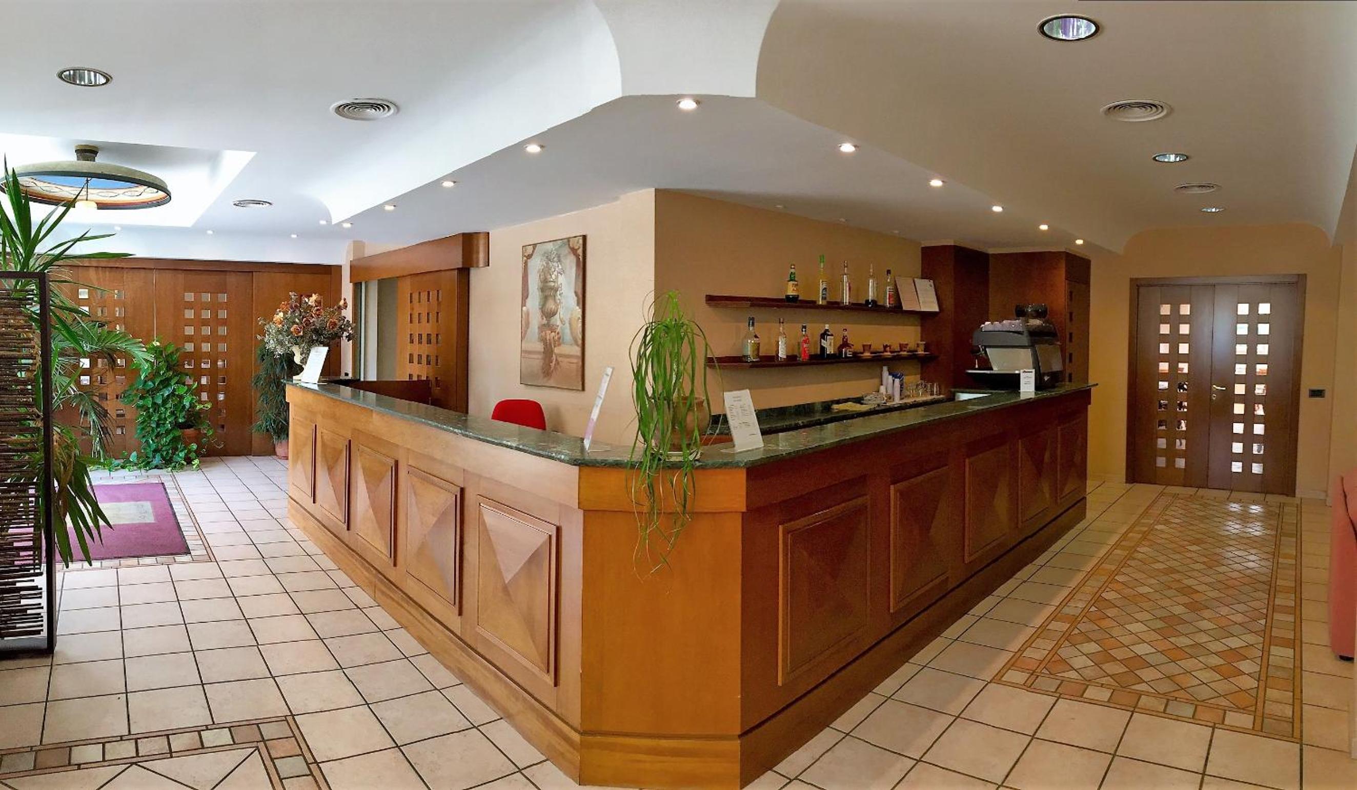 San Giovanni Rotondo Vacations - Hotel Sollievo - San Gennaro - Property Image 5