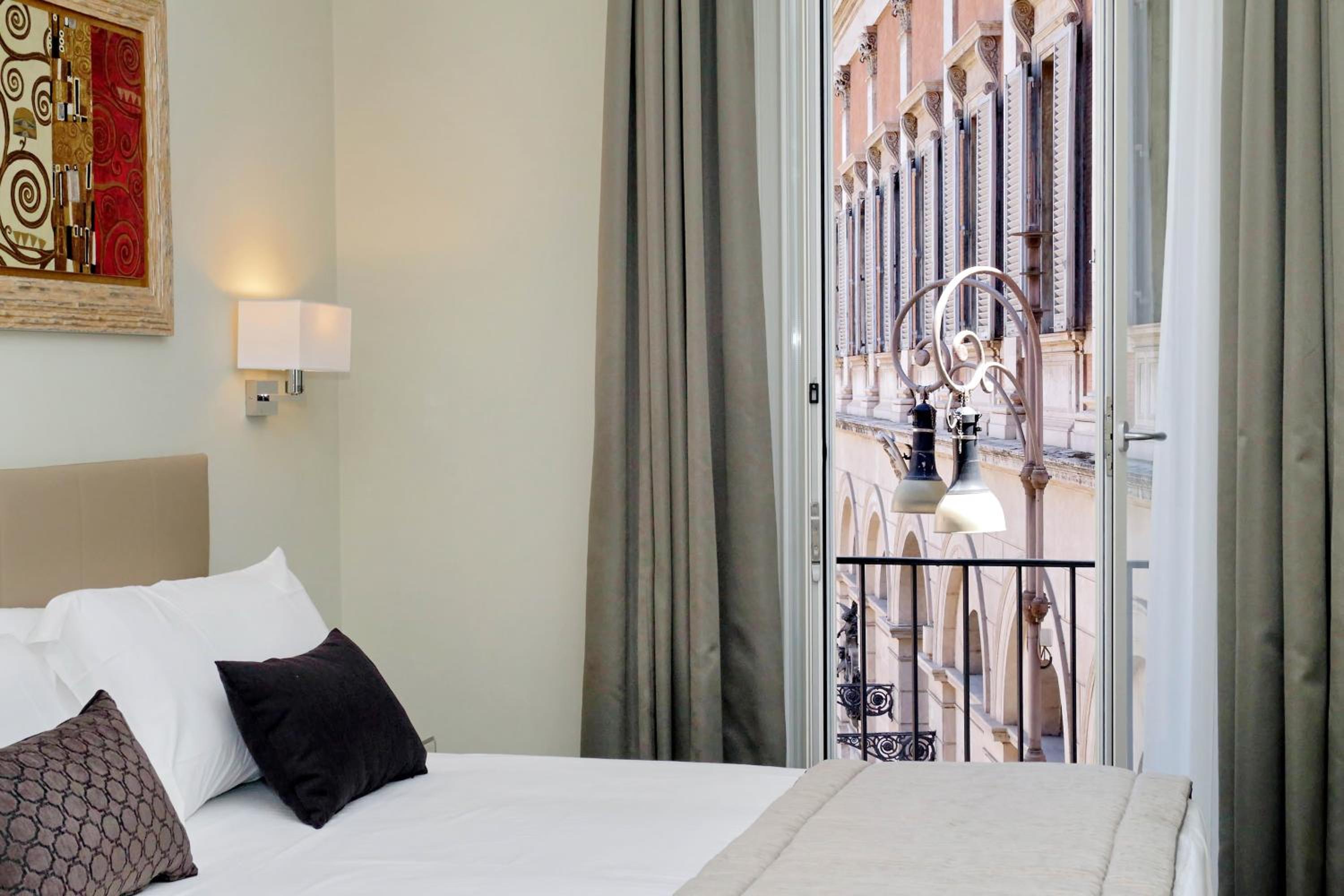 Piazza Venezia Grand Suite