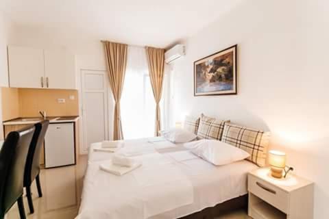 Apartments Belani