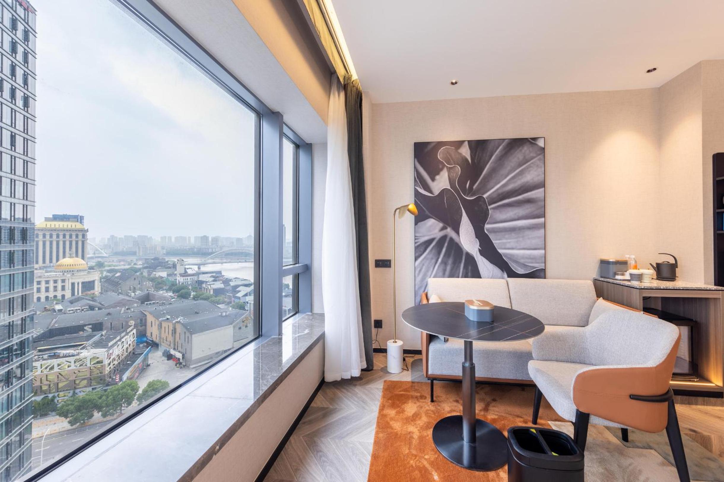 Atour S Hotel Ningbo Zhousu Yejiang