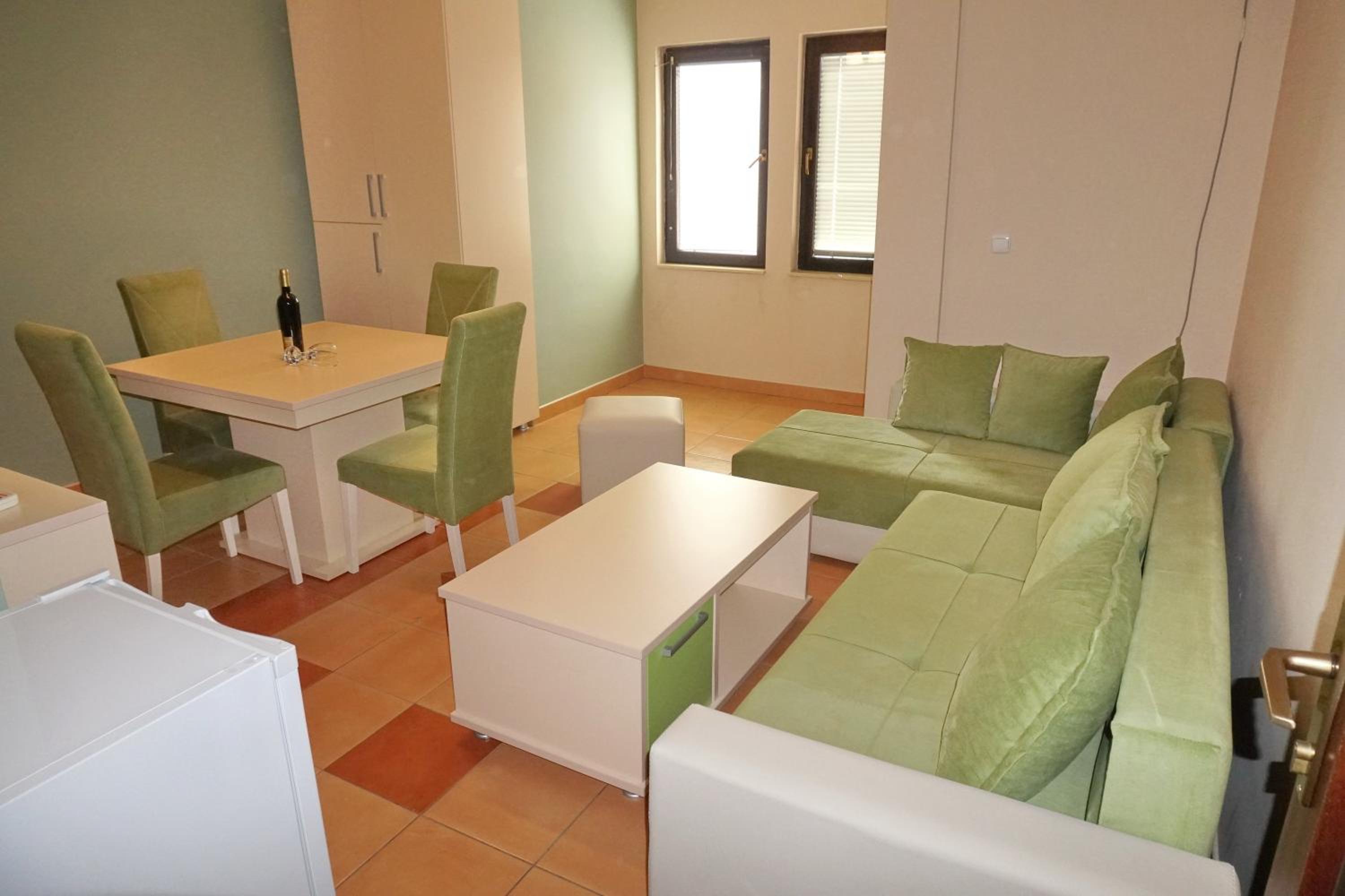 Apartments Ristak