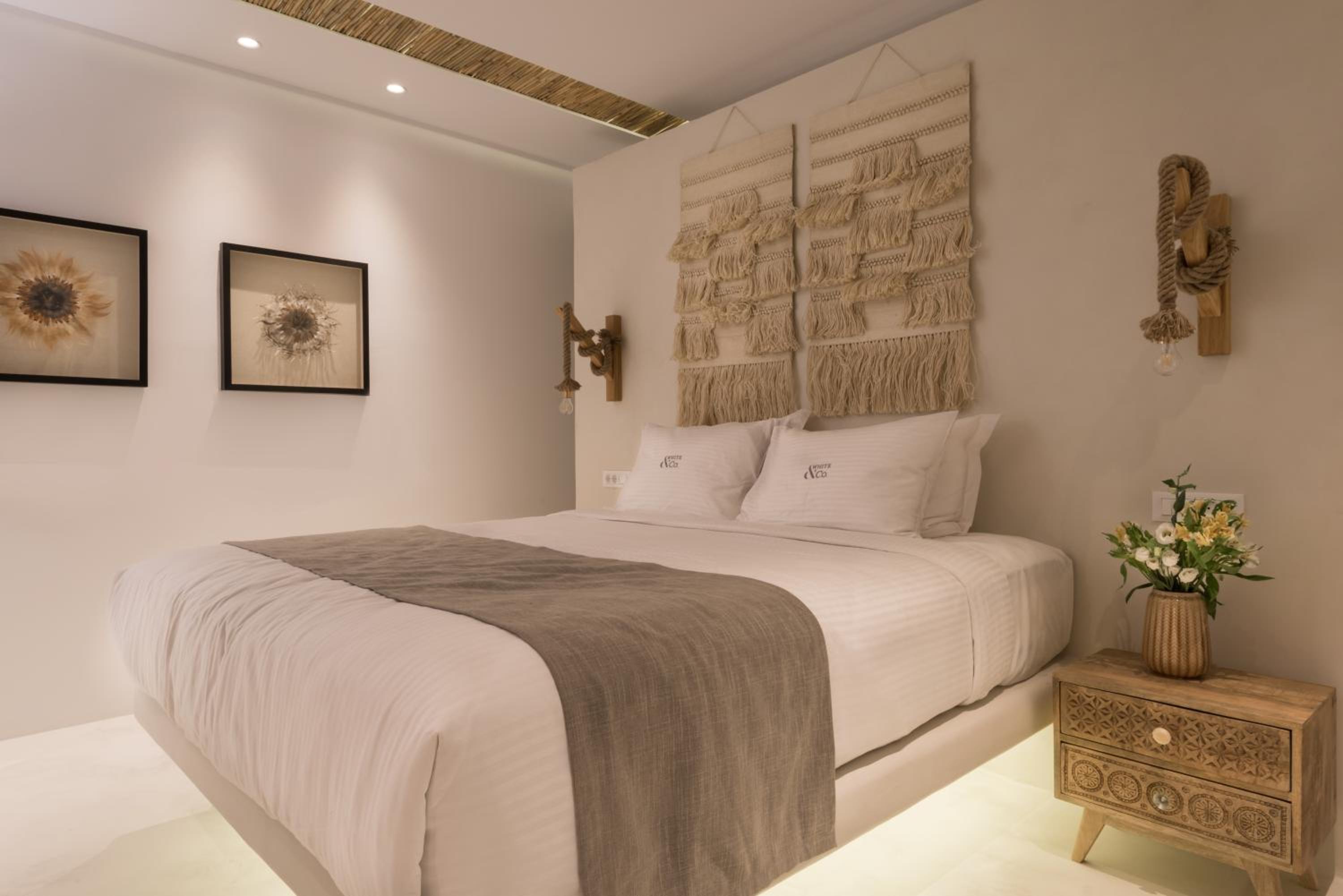 White & Co Exclusive Island Villas