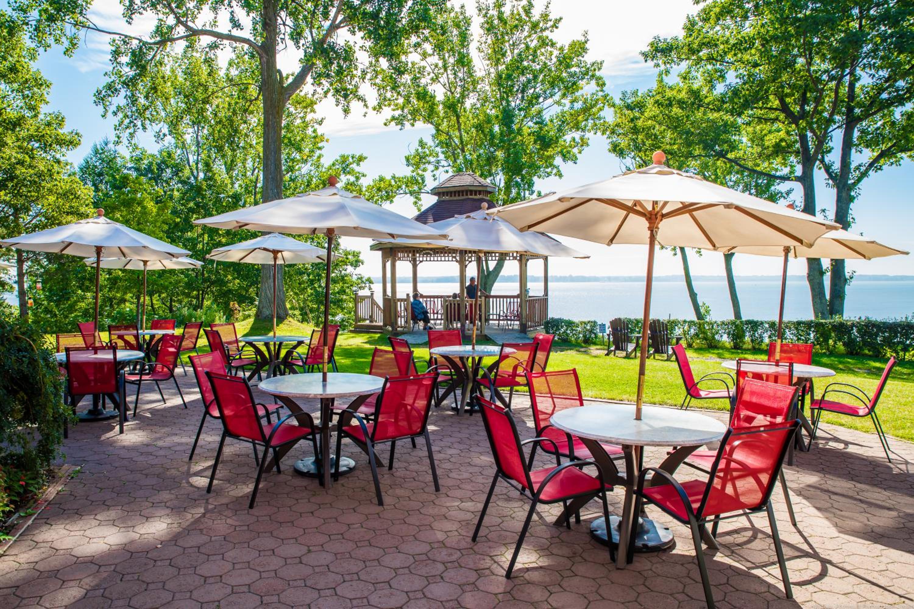 Trois-rivieres Vacations - L'Auberge Du Lac St-Pierre - Property Image 6