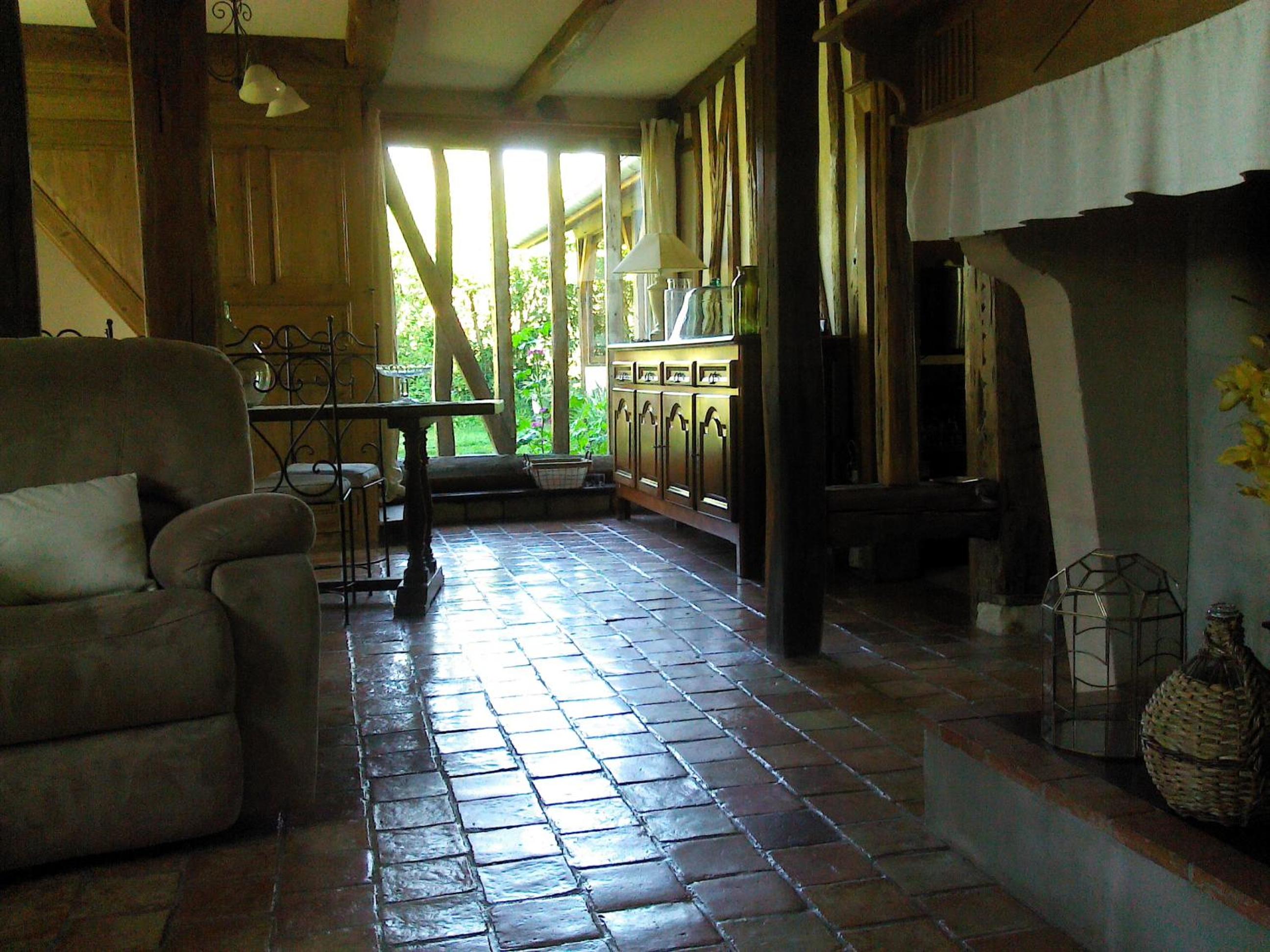 Photo 9