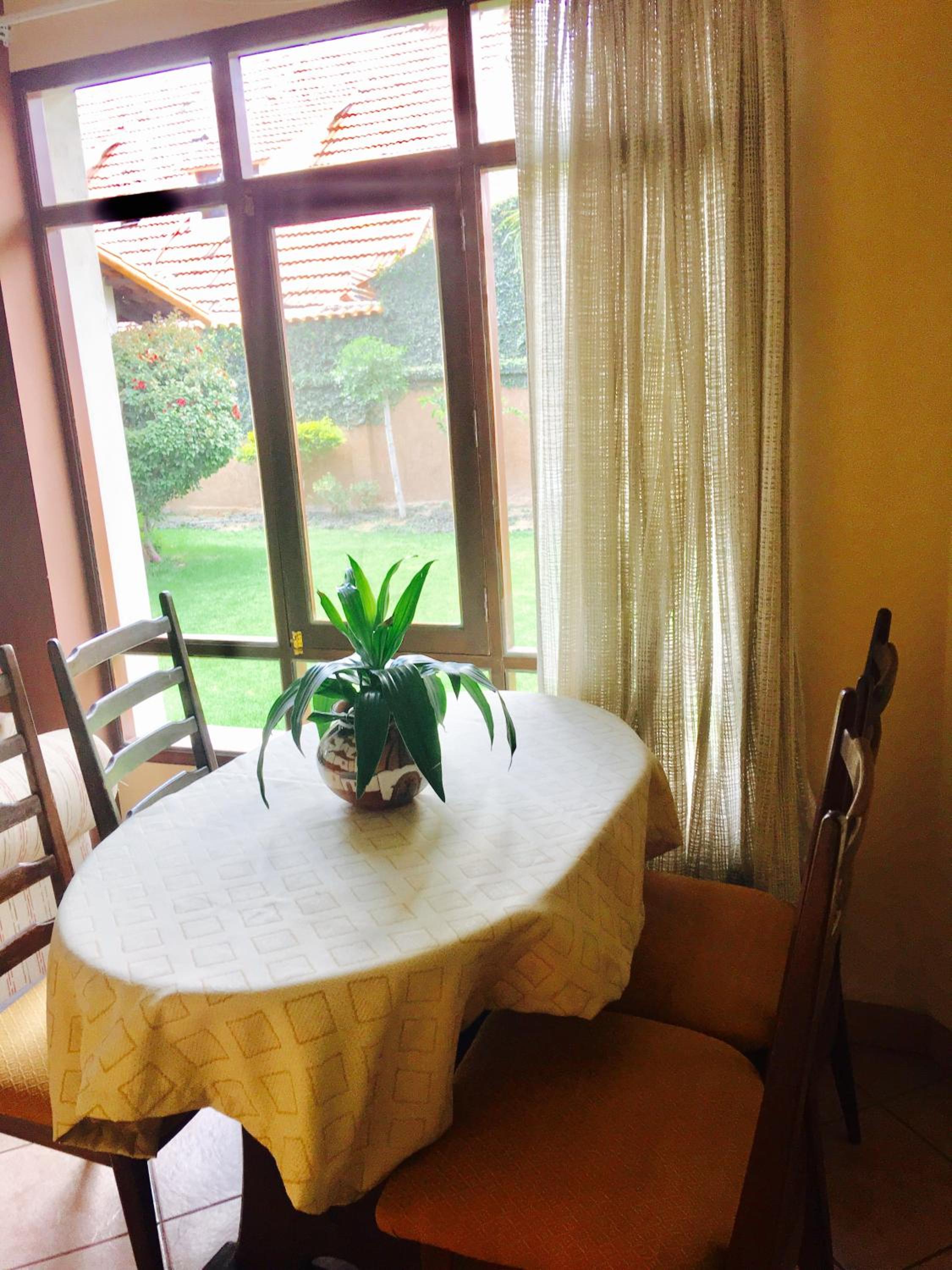 Apartamento con jardin