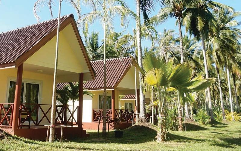 Khao Lak Golden Coconut Resort
