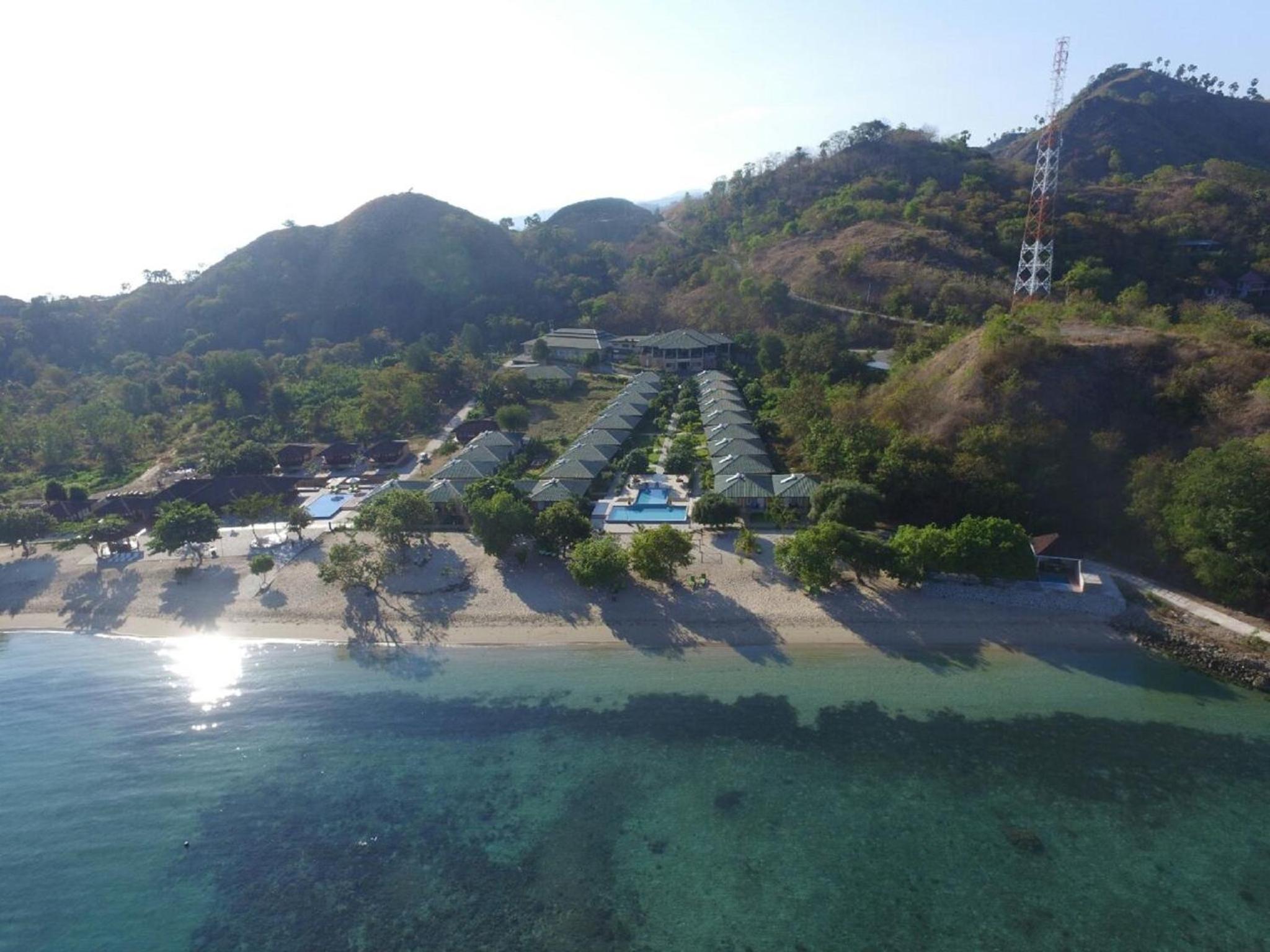 Sylvia Hotel & Resort Komodo view 2