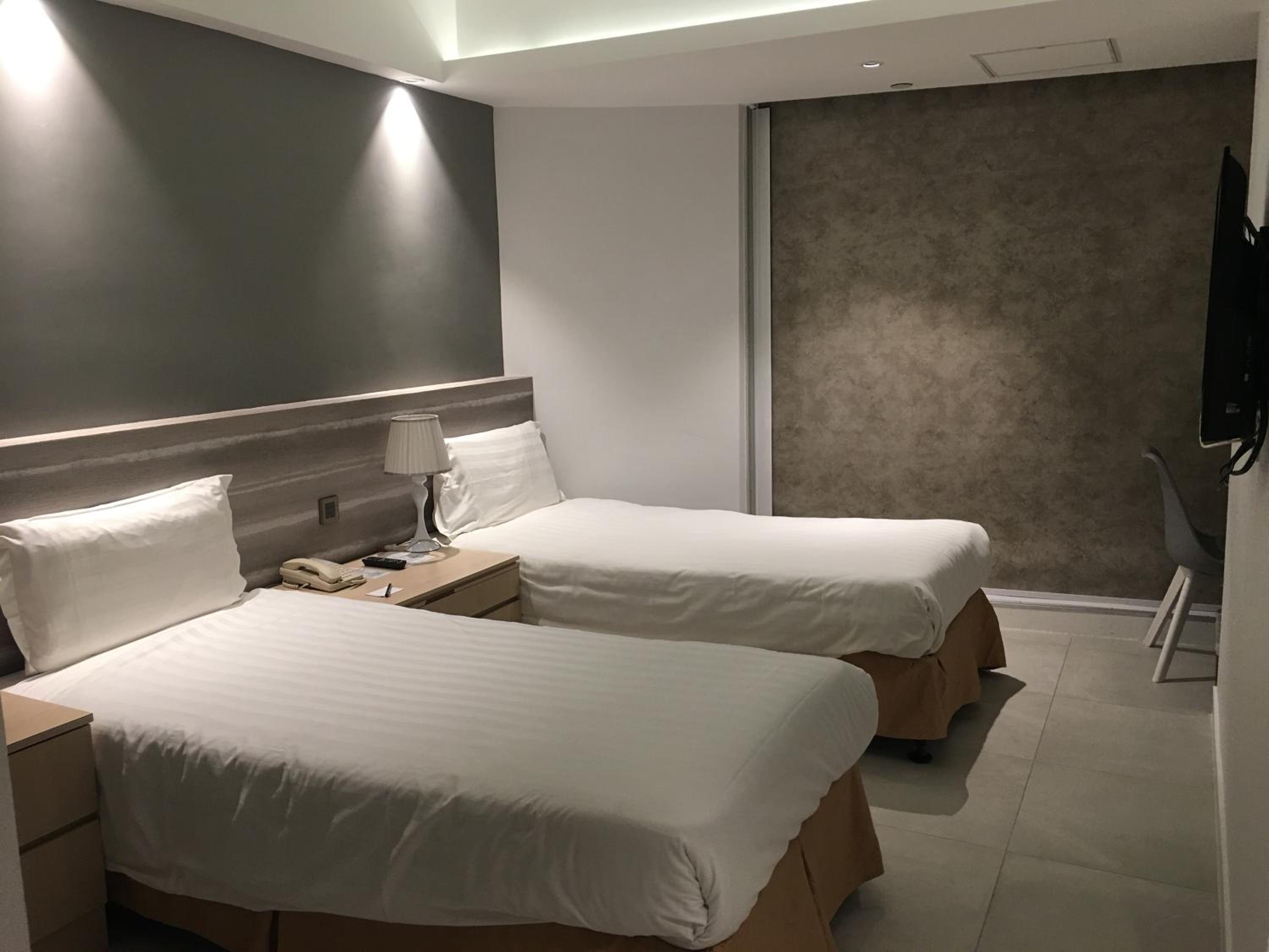 KIFI Boutique Hotel