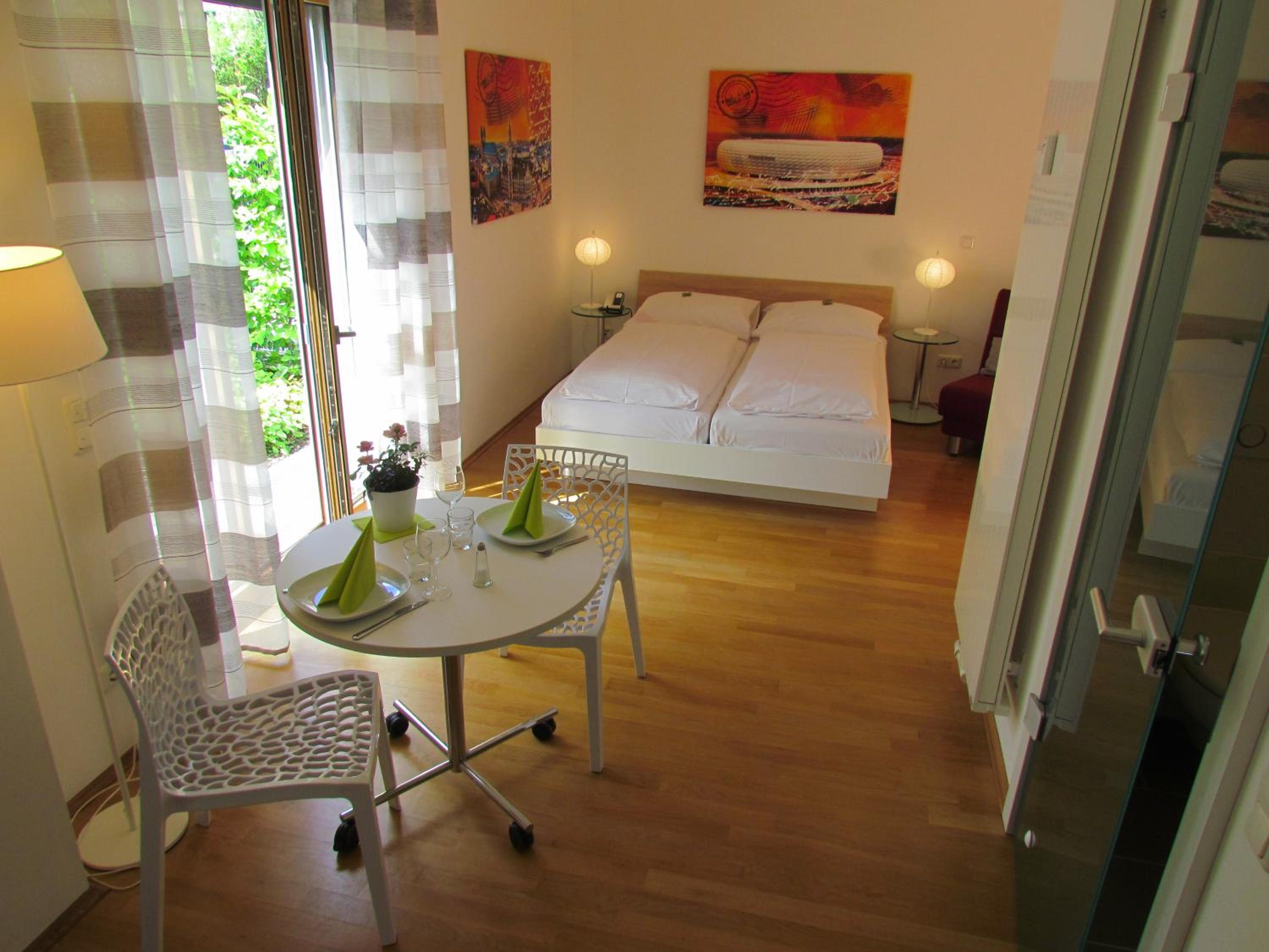AMENITY-Garden-Apartments