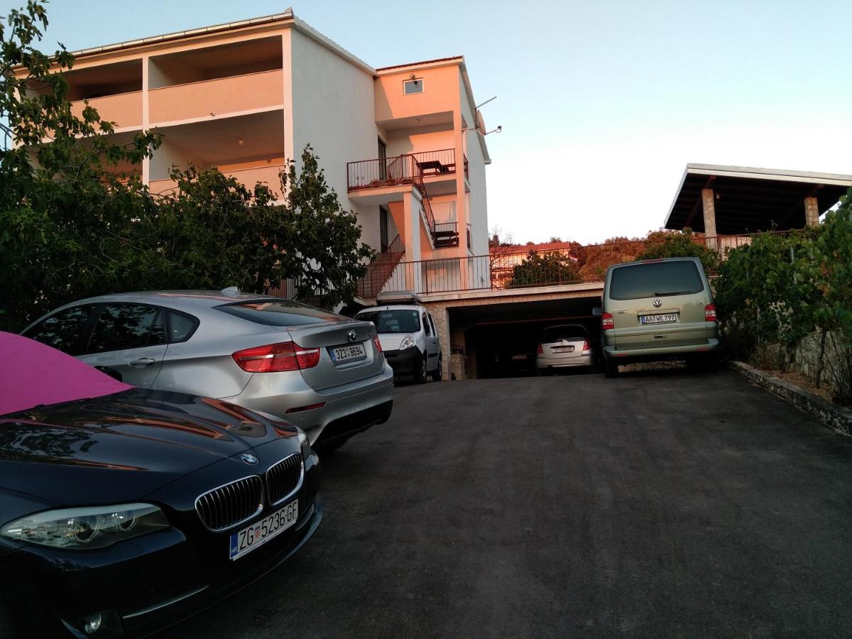 Photo 41