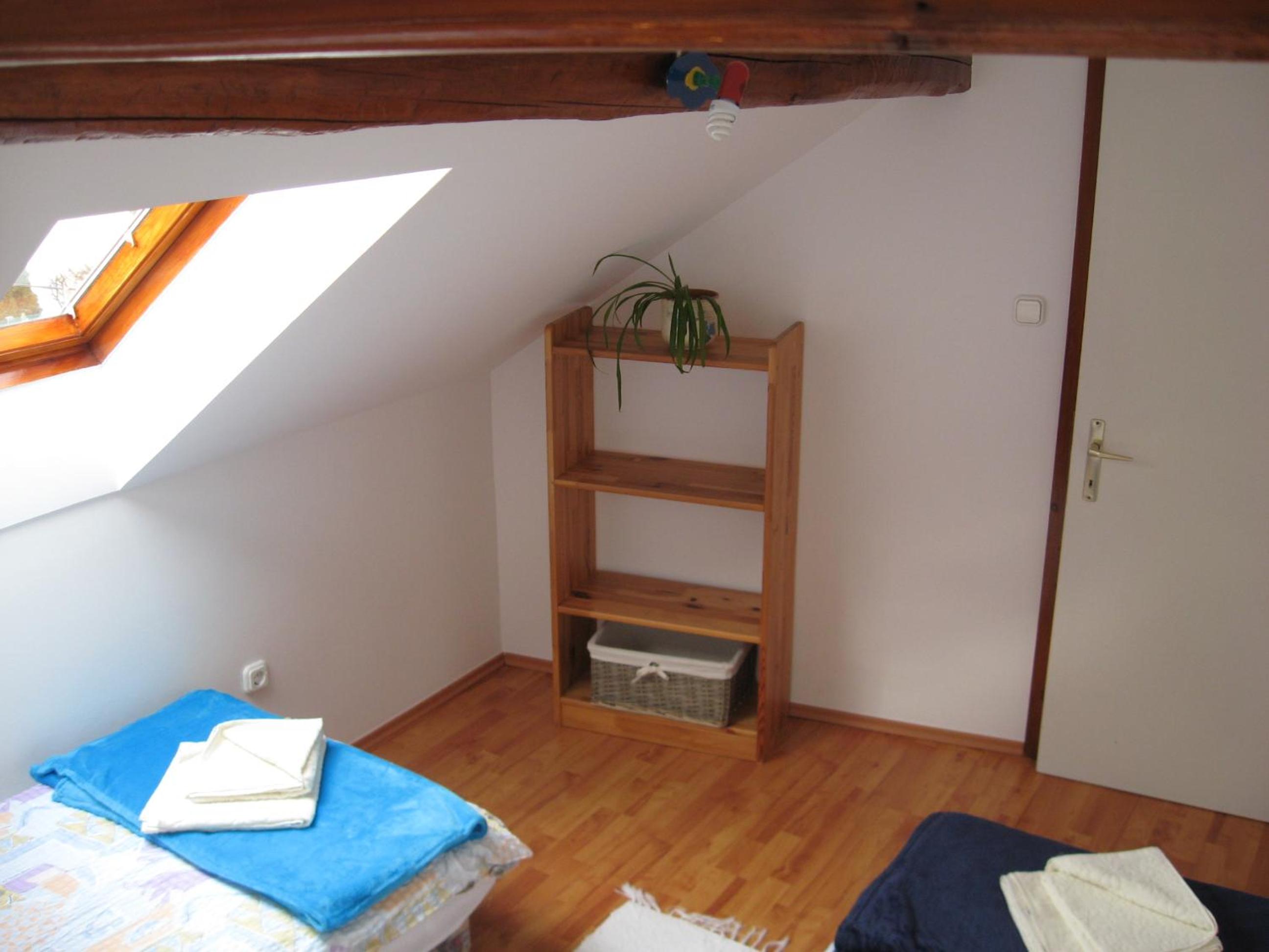 Photo 34