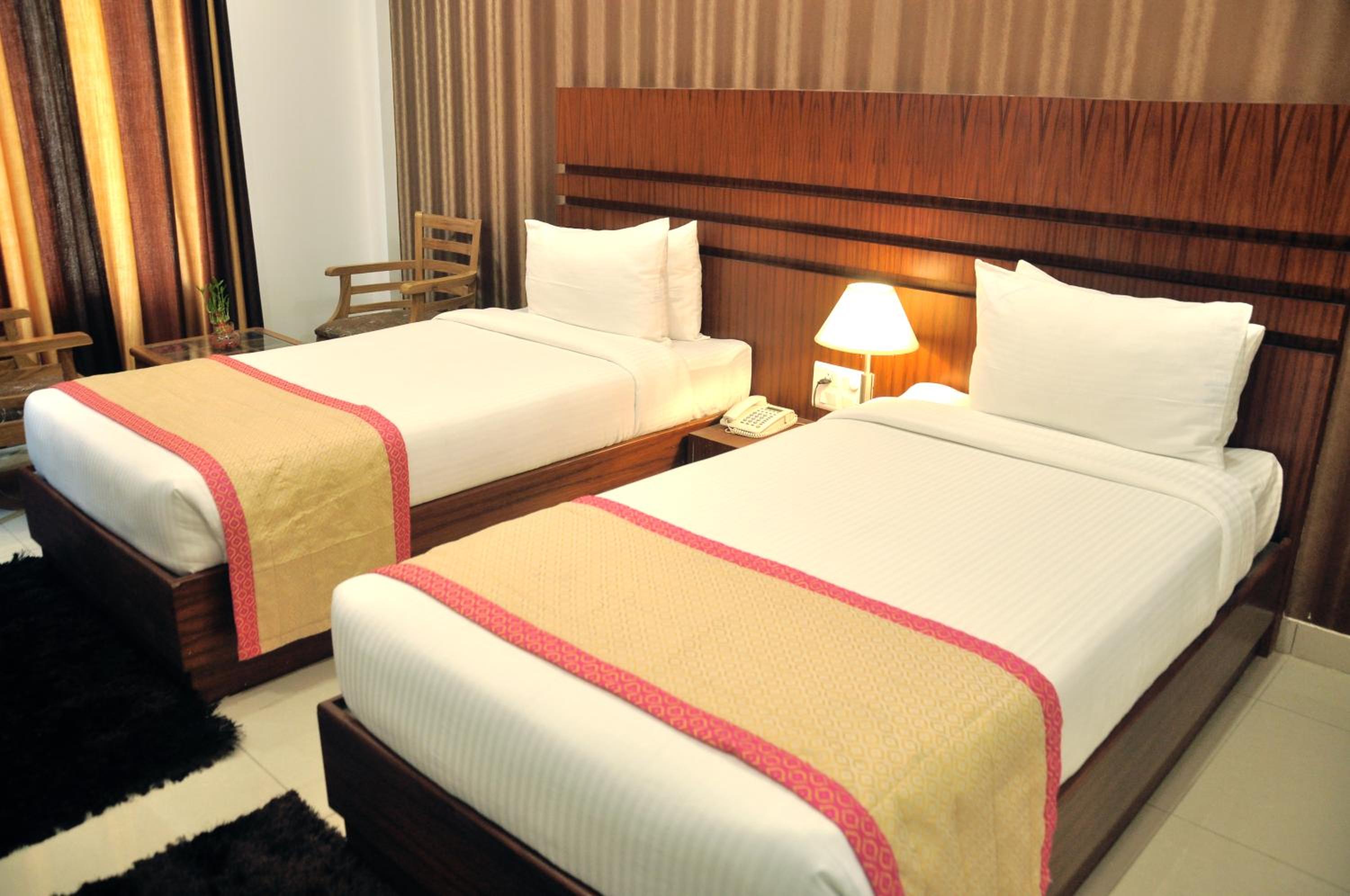 Hotel SGT Plaza