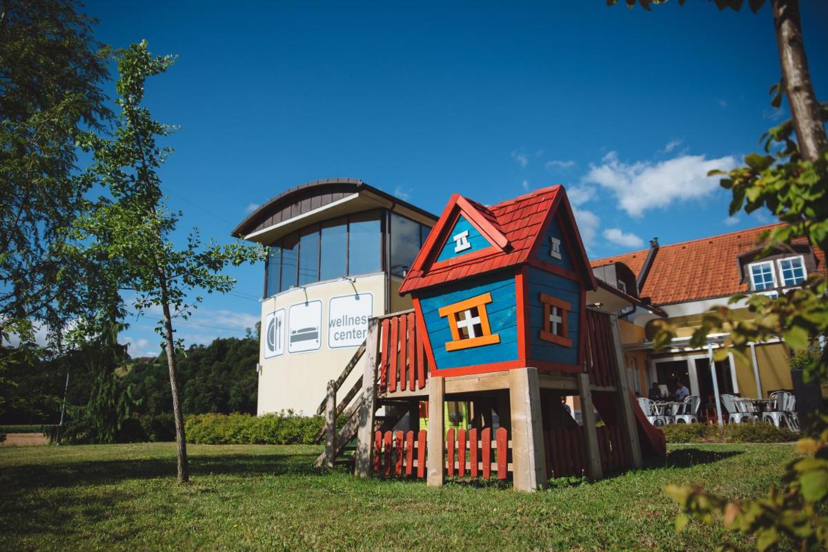 children's play area