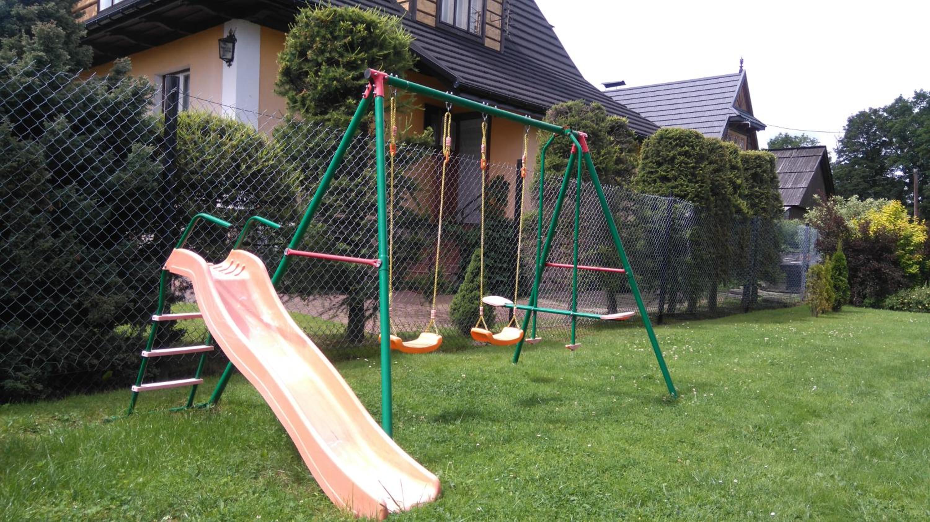 Photo 10