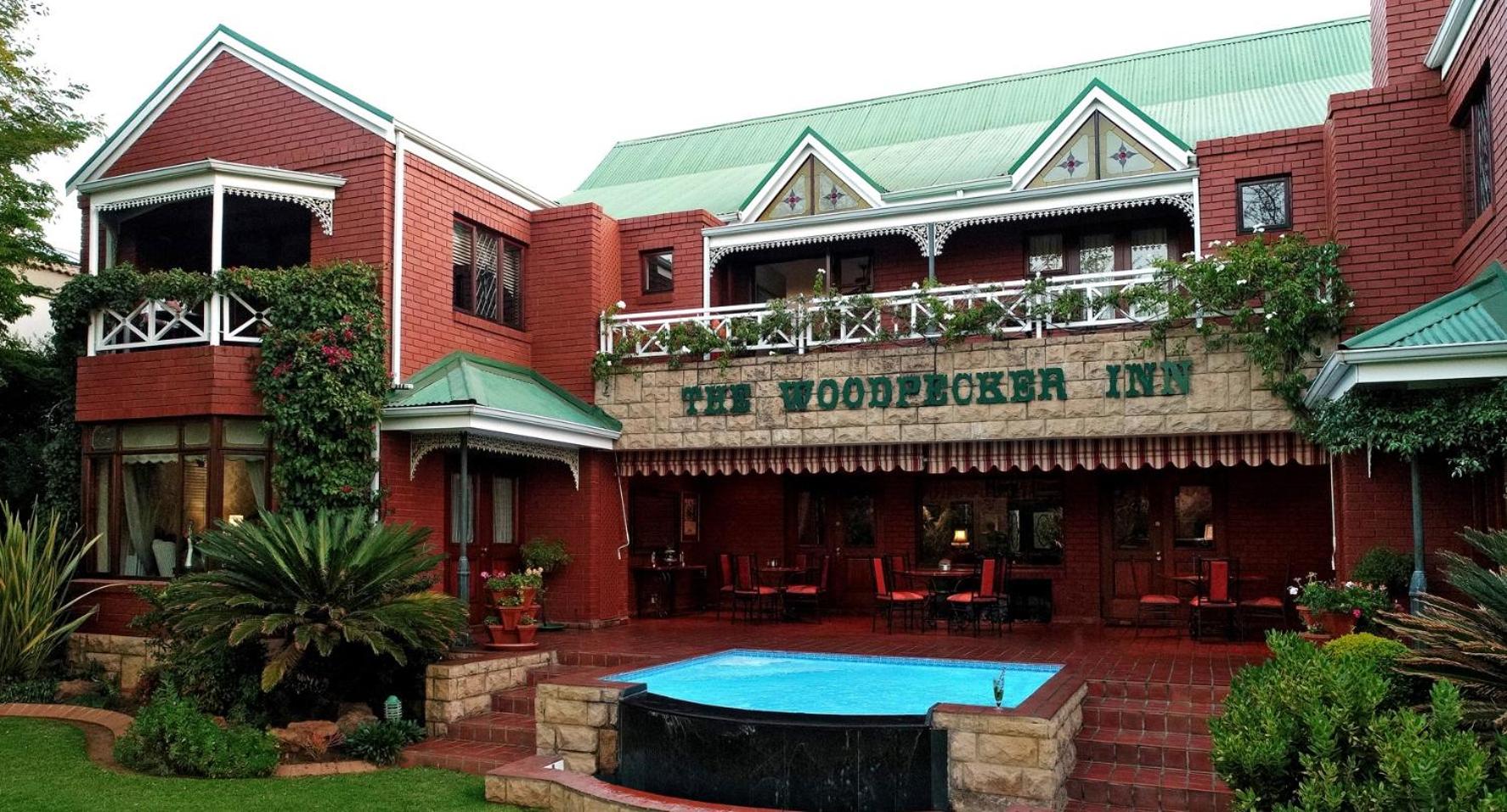 The Woodpecker Inn — photo 18