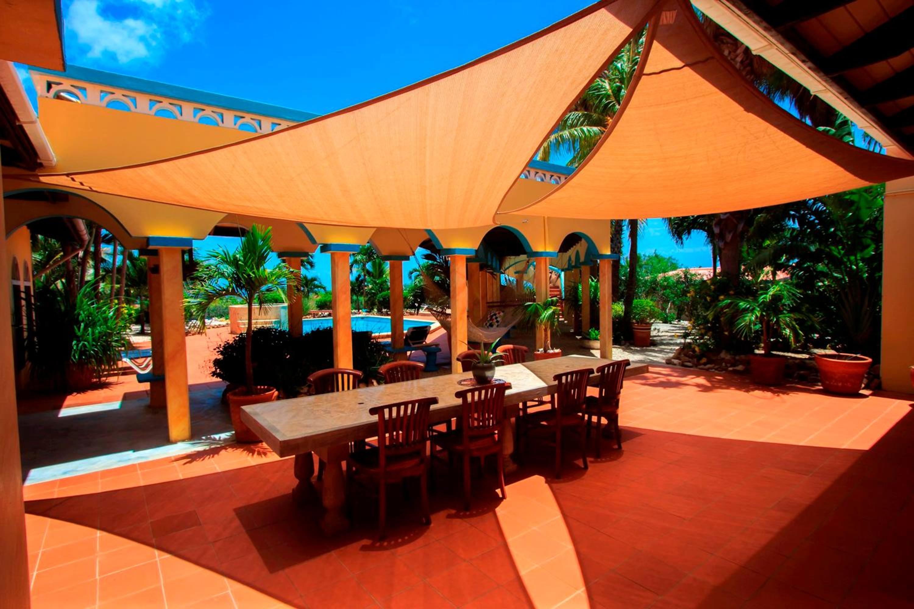 Goood Resort