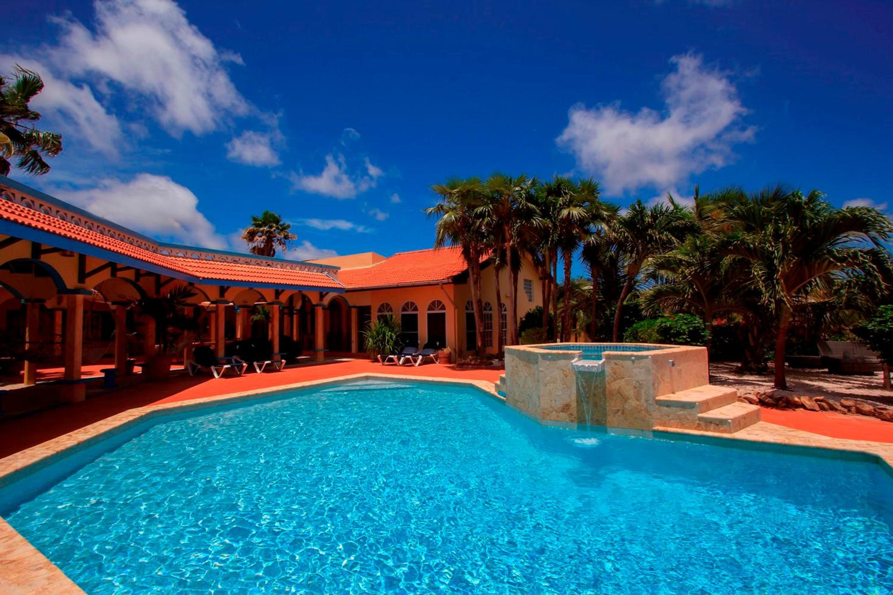 Pool & Wellness