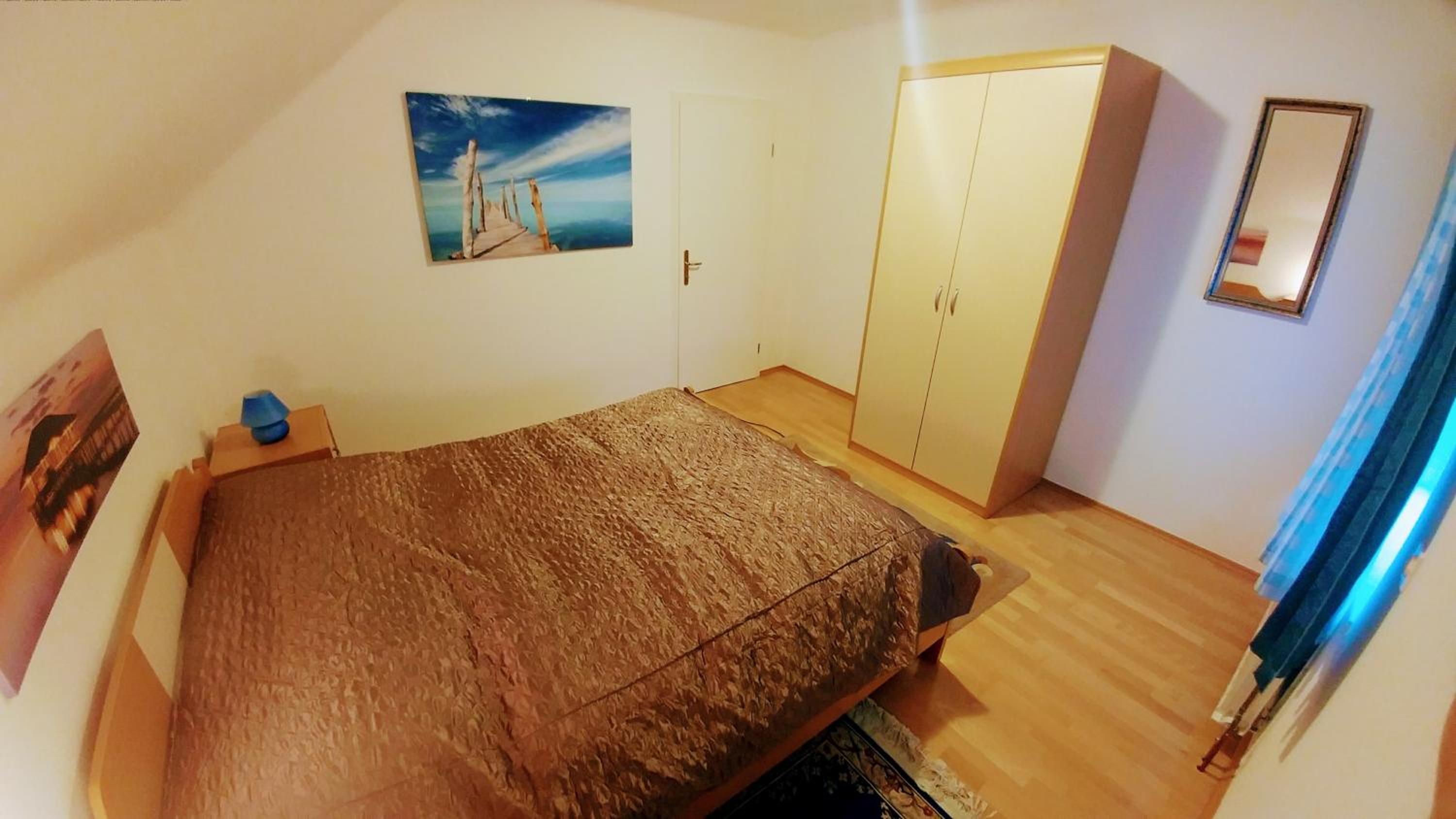 Photo 33