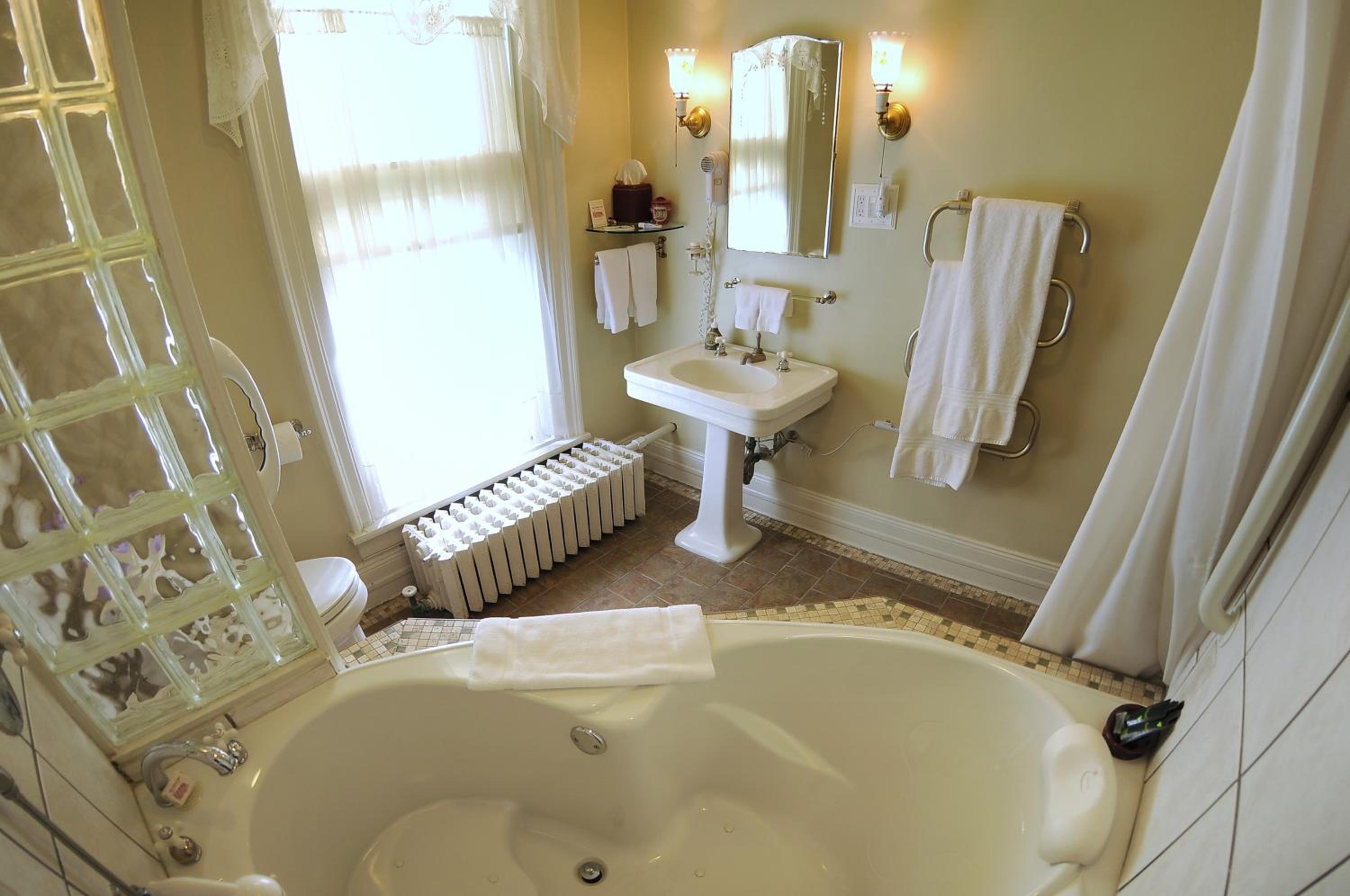 The Oliver Inn view 4