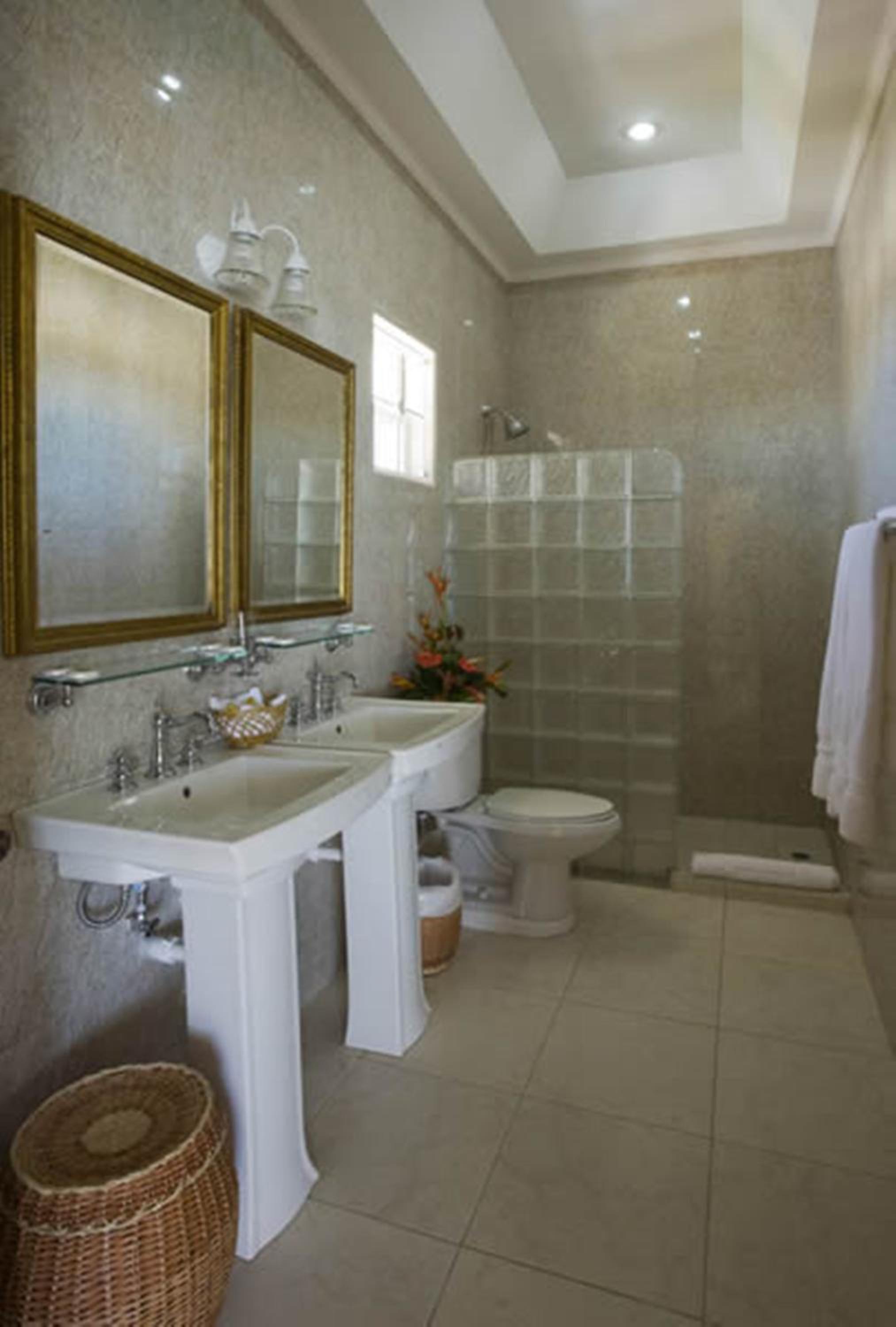 Villa Beach Cottages