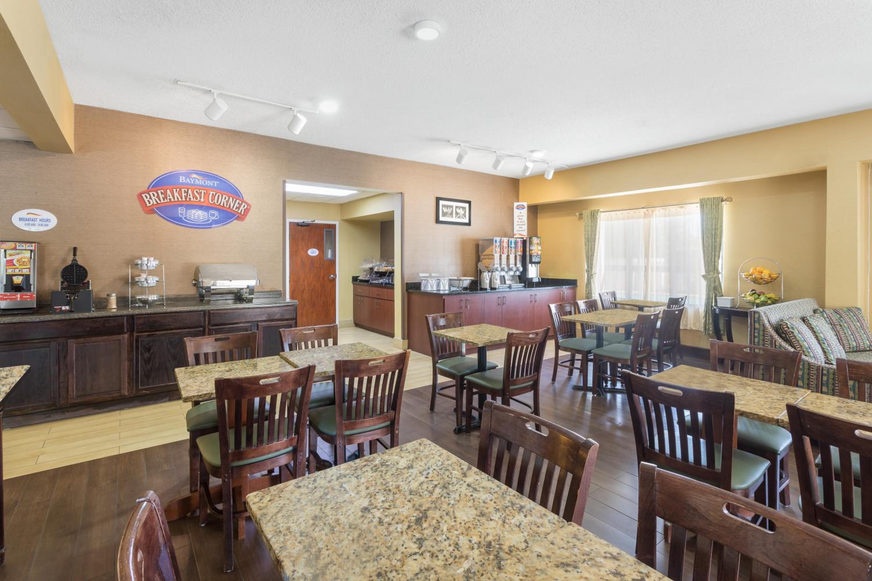 Baymont by Wyndham Orangeburg North view 4