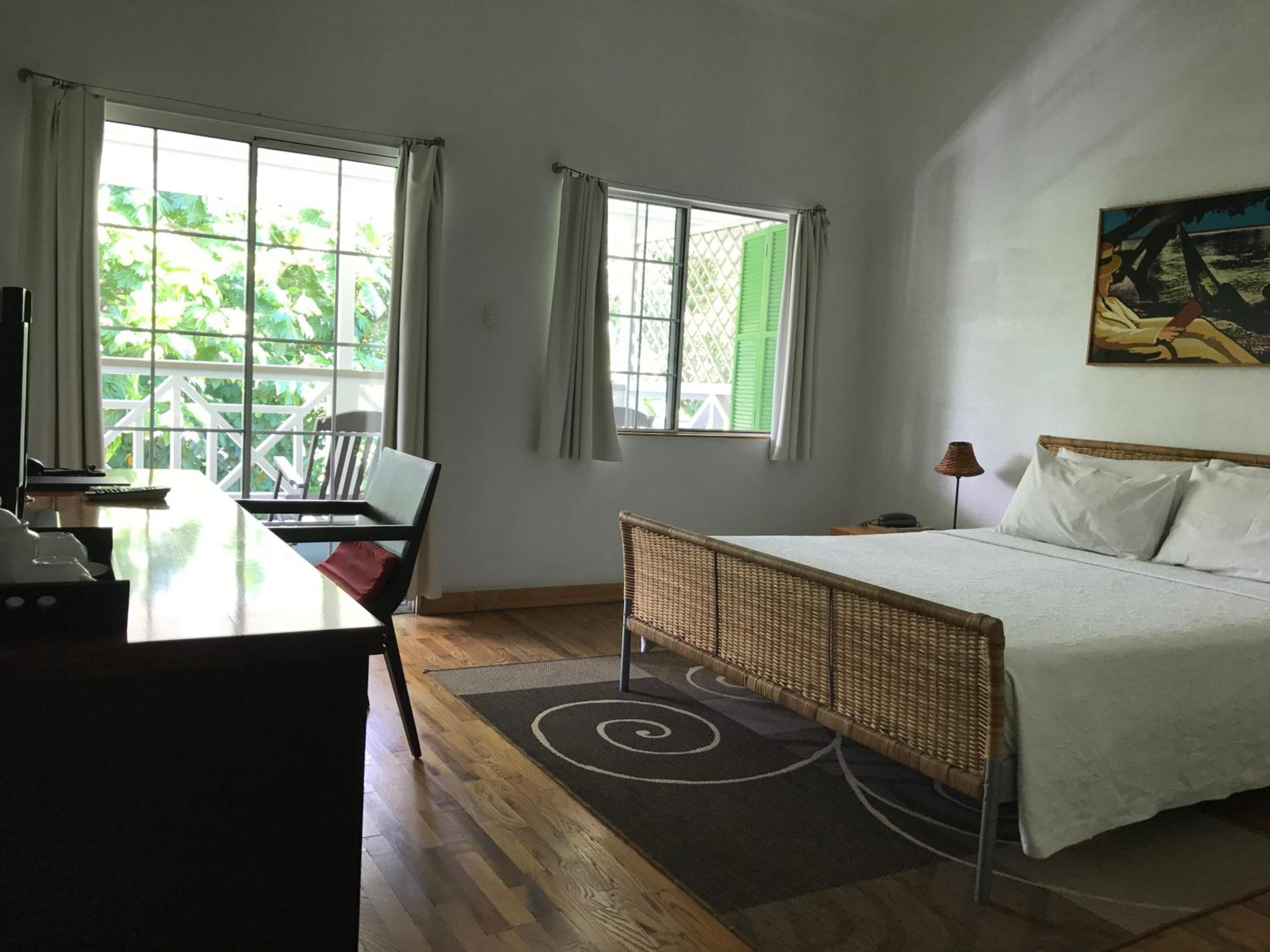 Waterfront Lodge