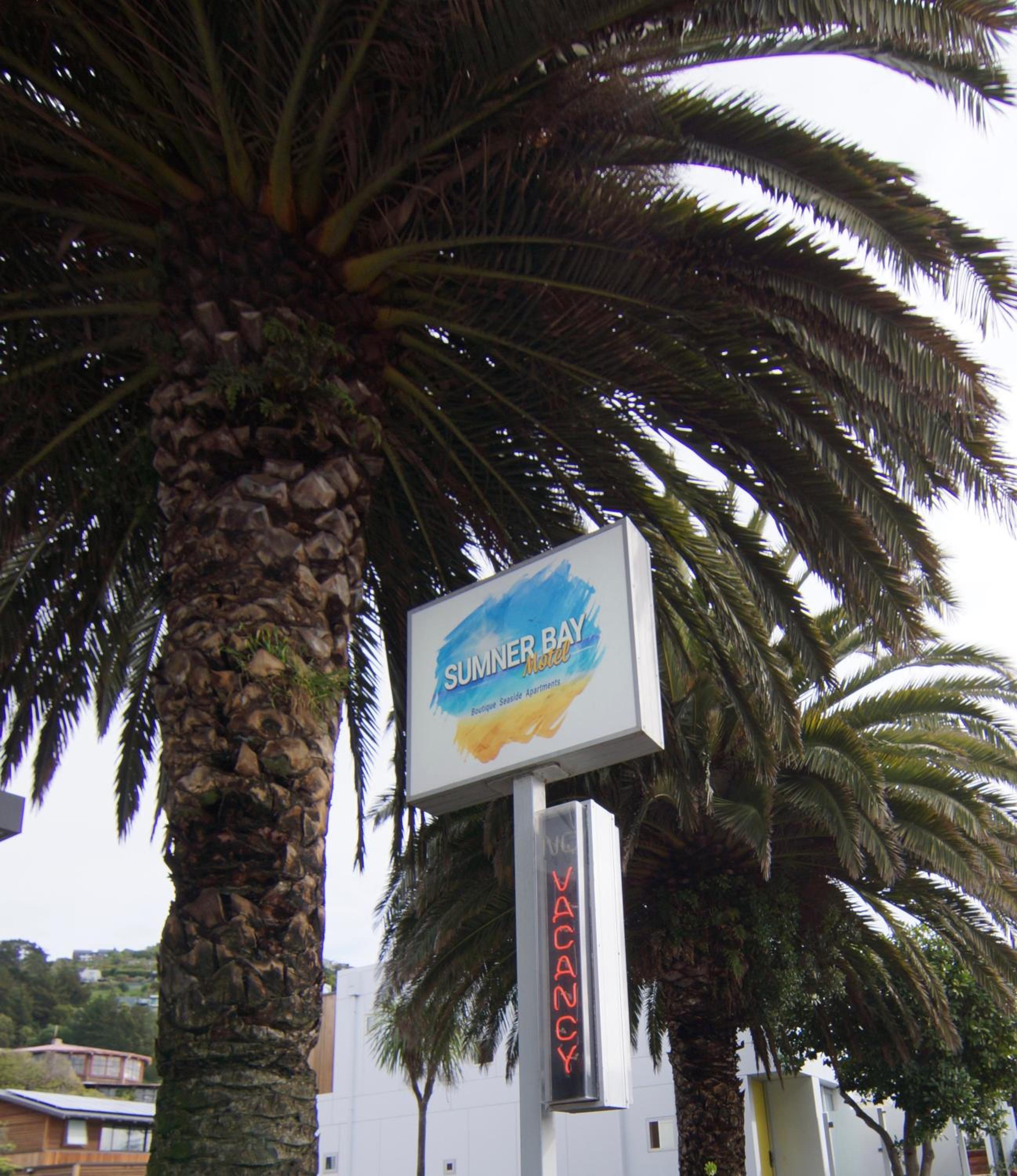 Sumner Bay Motel
