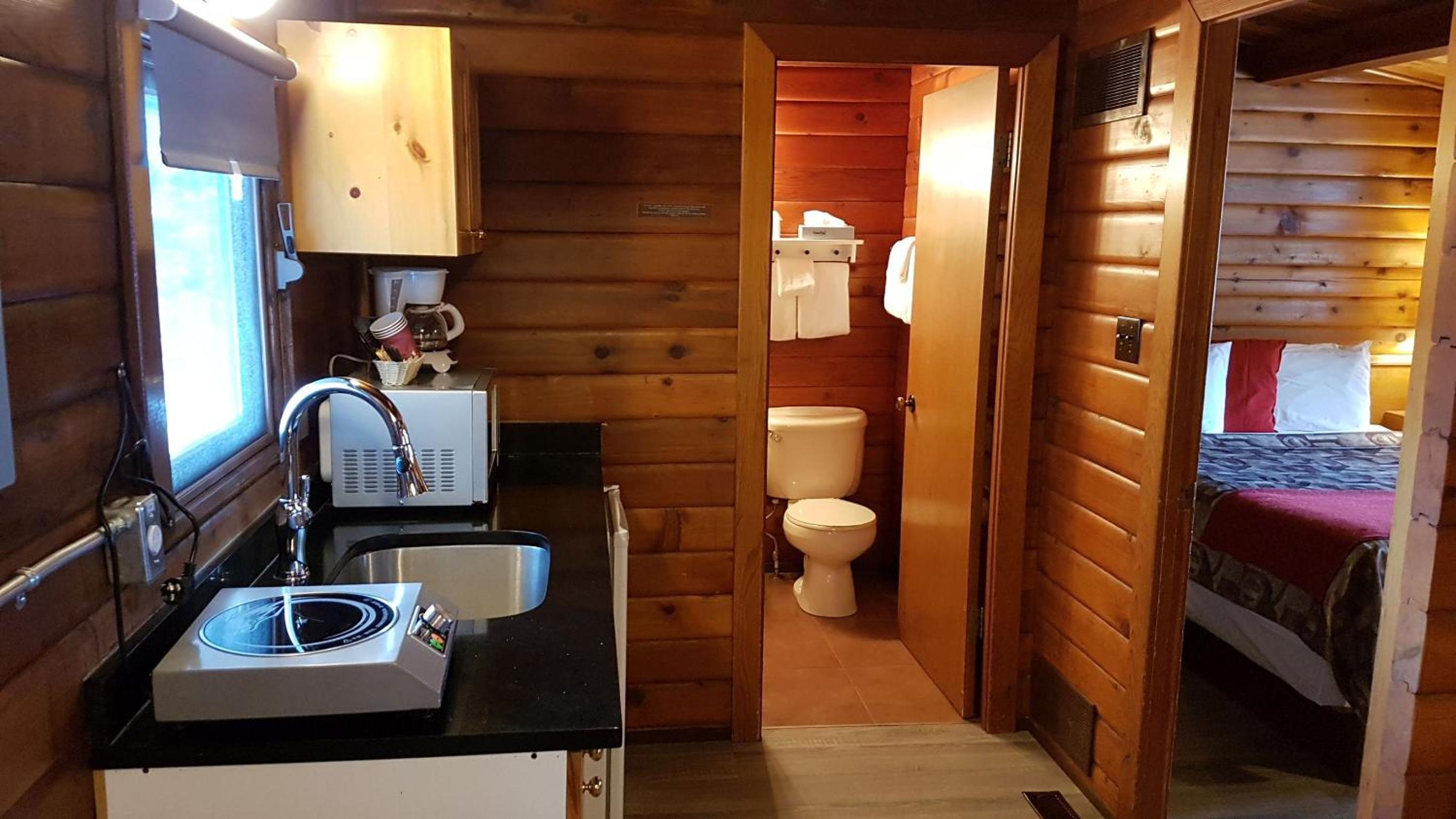 Rundle Mountain Lodge