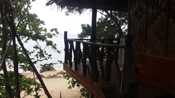 Jungle Hill Beach Bungalow