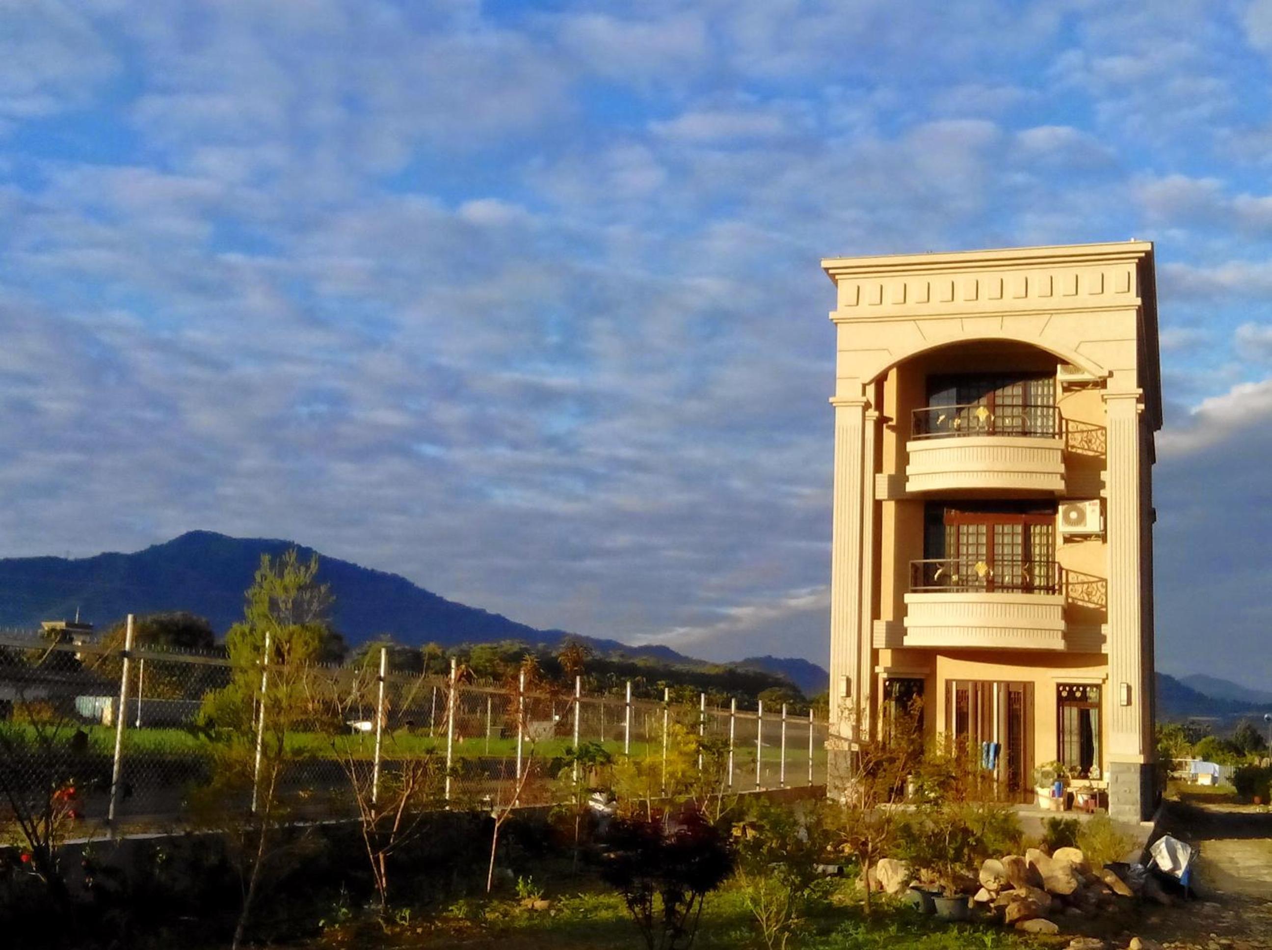 Shui Bu Zi Farmhouse