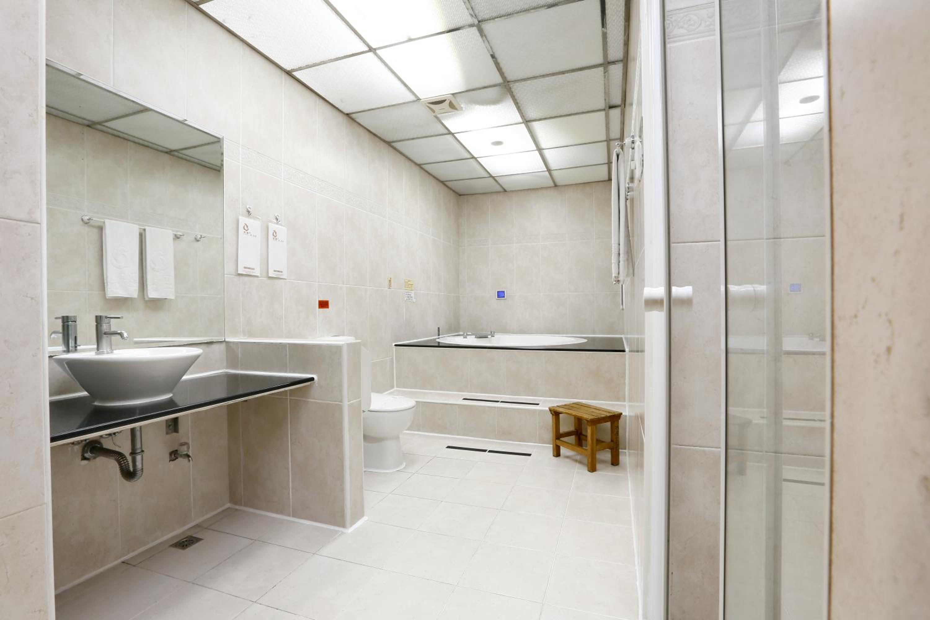 HX Motel - FengShan by HXgroup