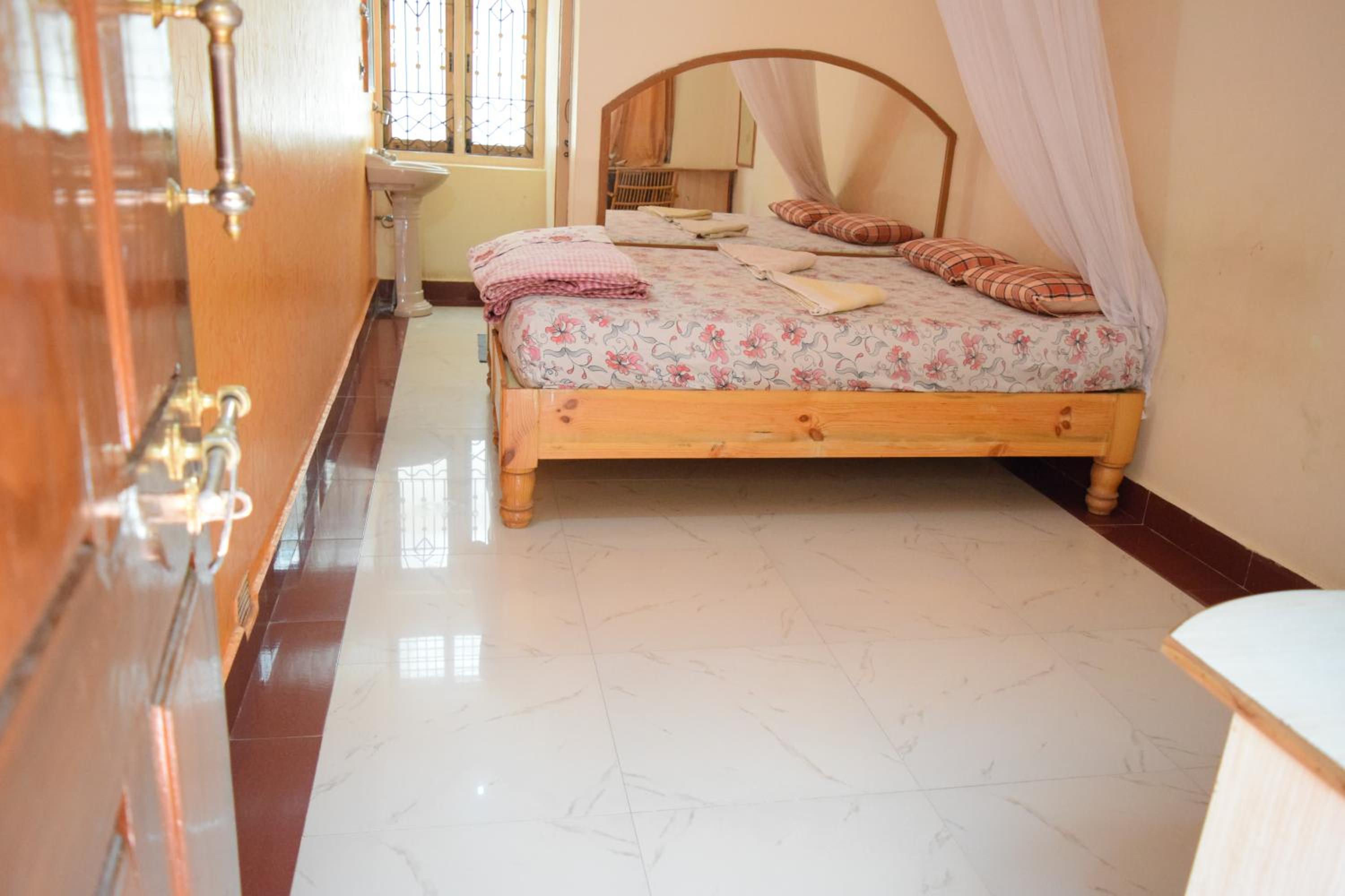 Lakshmi Heritage Tourist Home view 4