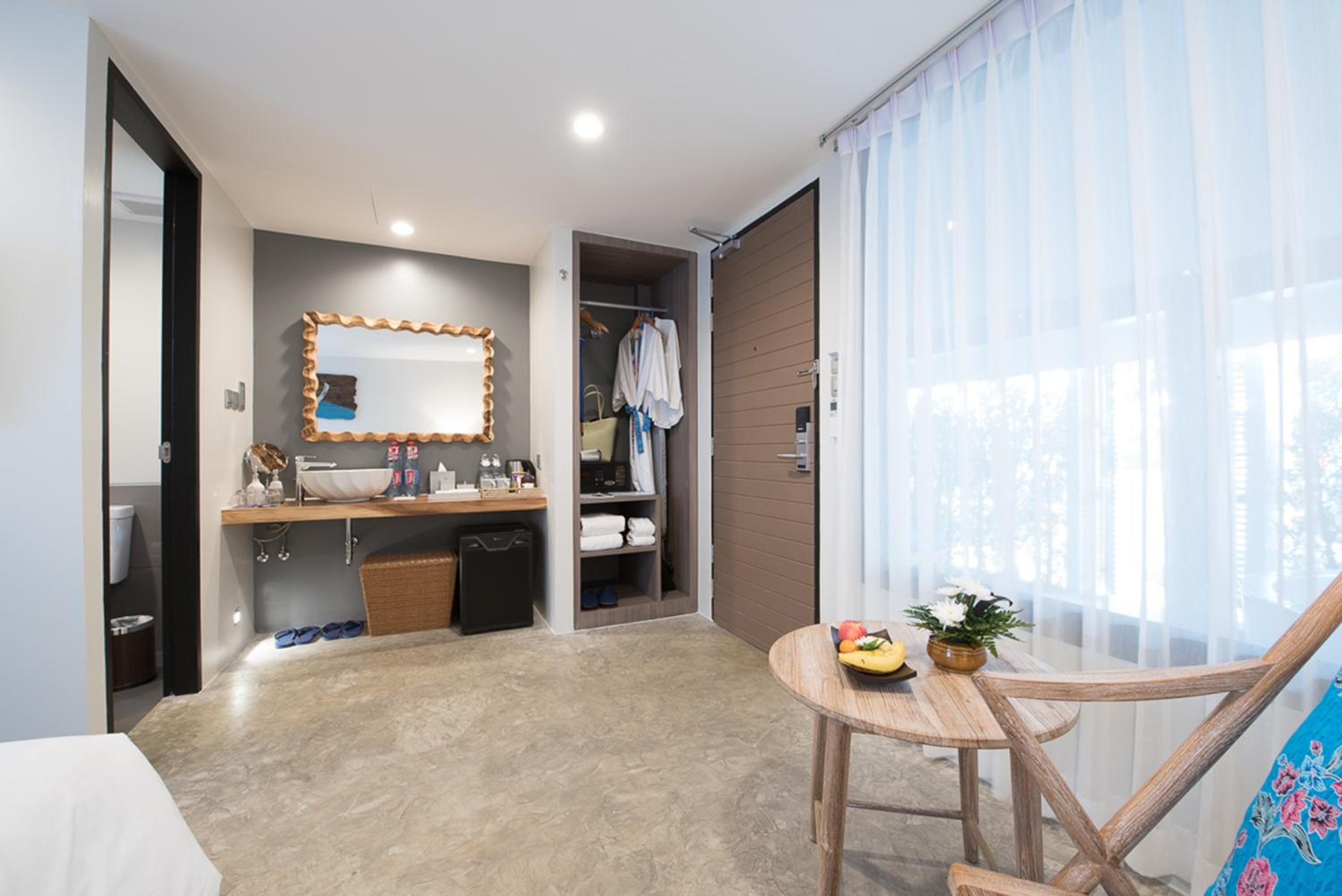 hotel room