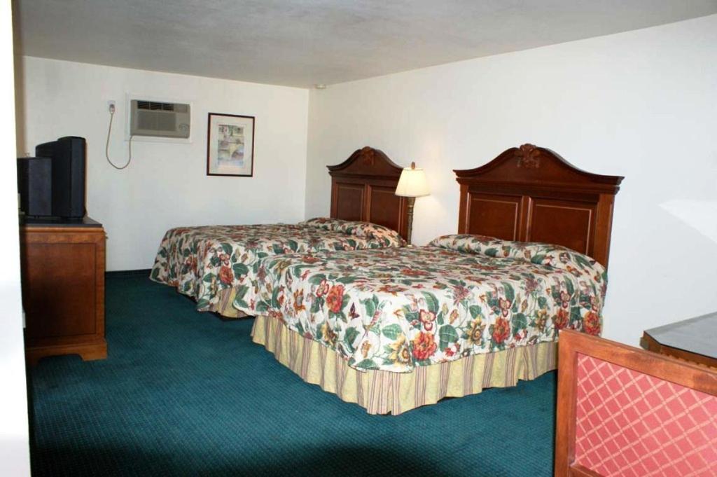 HWY Express Inn and Suites