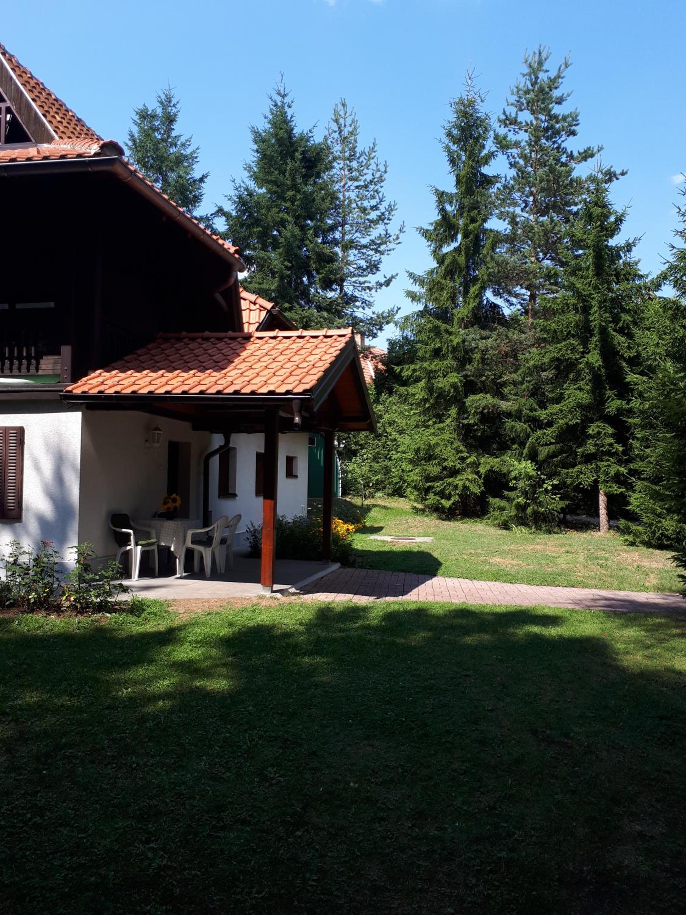 Apartmani U Borovoj Šumi view 2