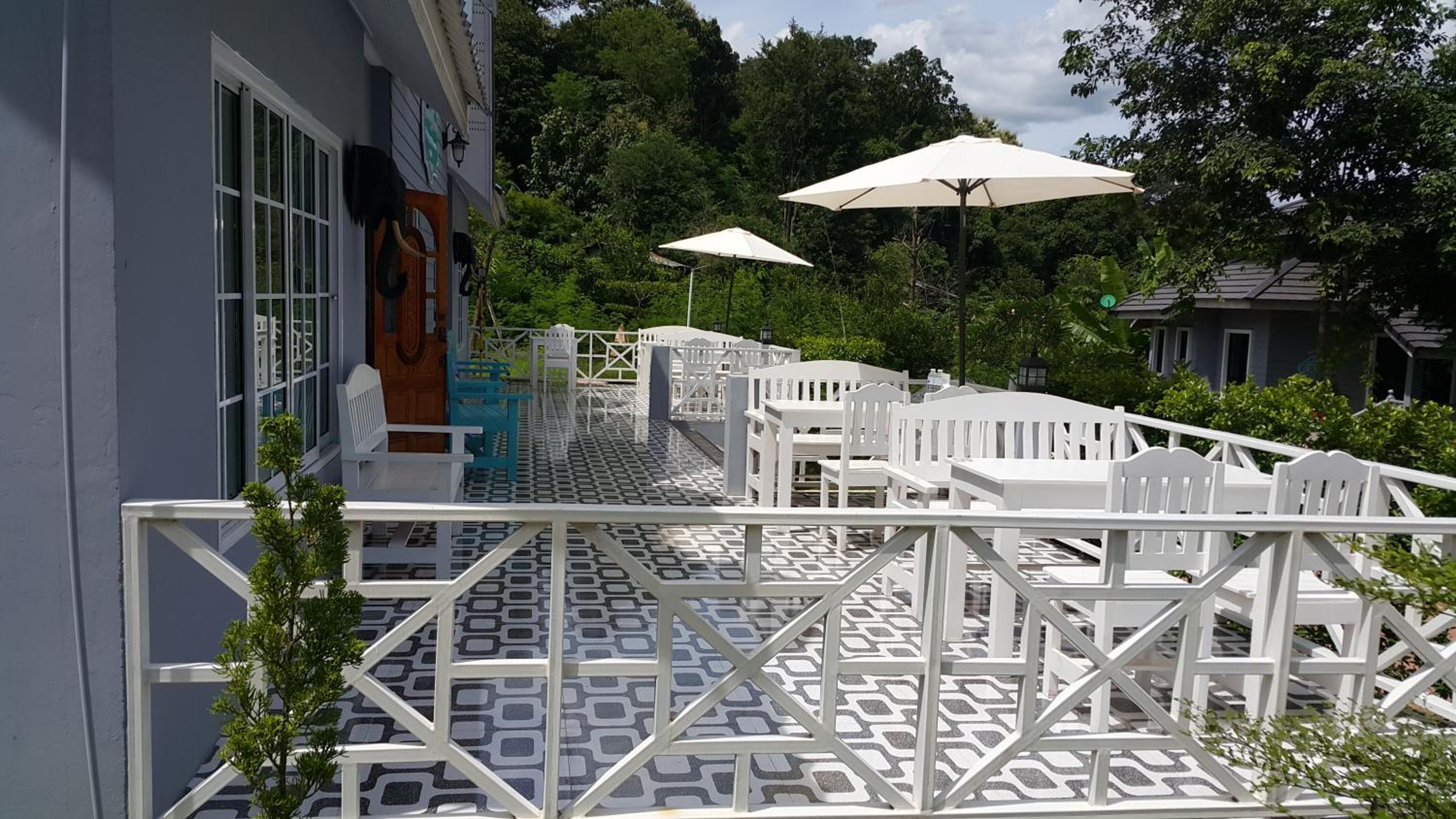 Farm Terrace