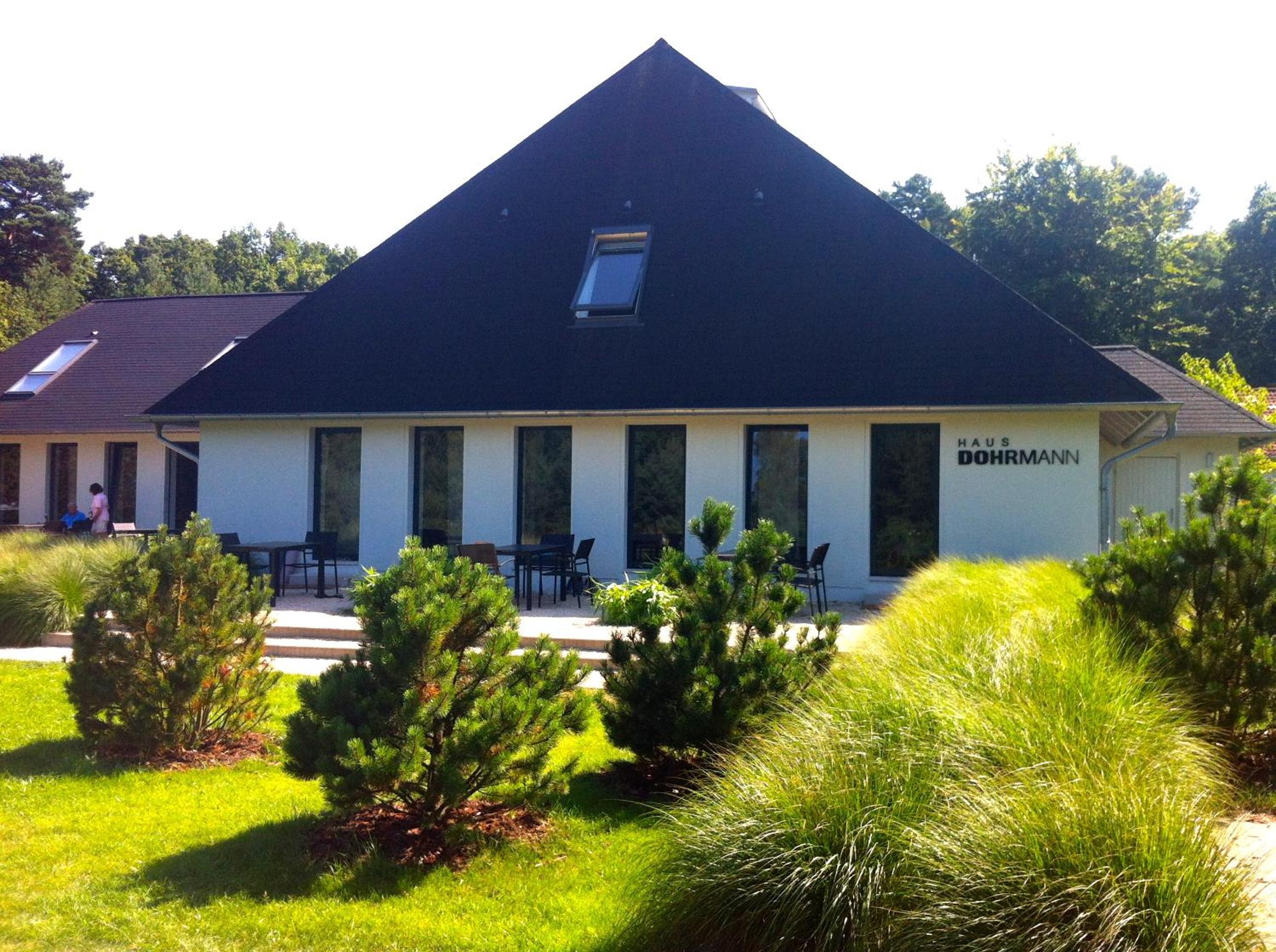 HAUS DOHRMANN - mit direktem Strandzugang,moderne, ruhig gelegene Ferienwohnungen mit Terrasse view 2