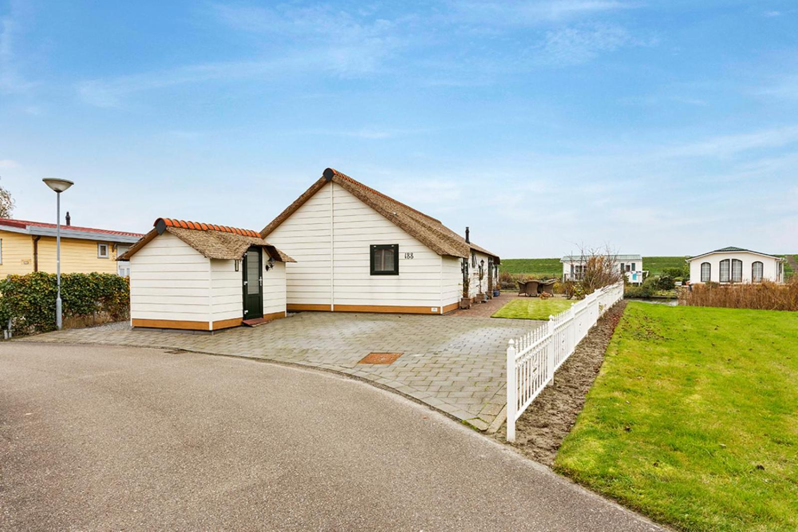 Hoeve de Zeeanjelier view 5