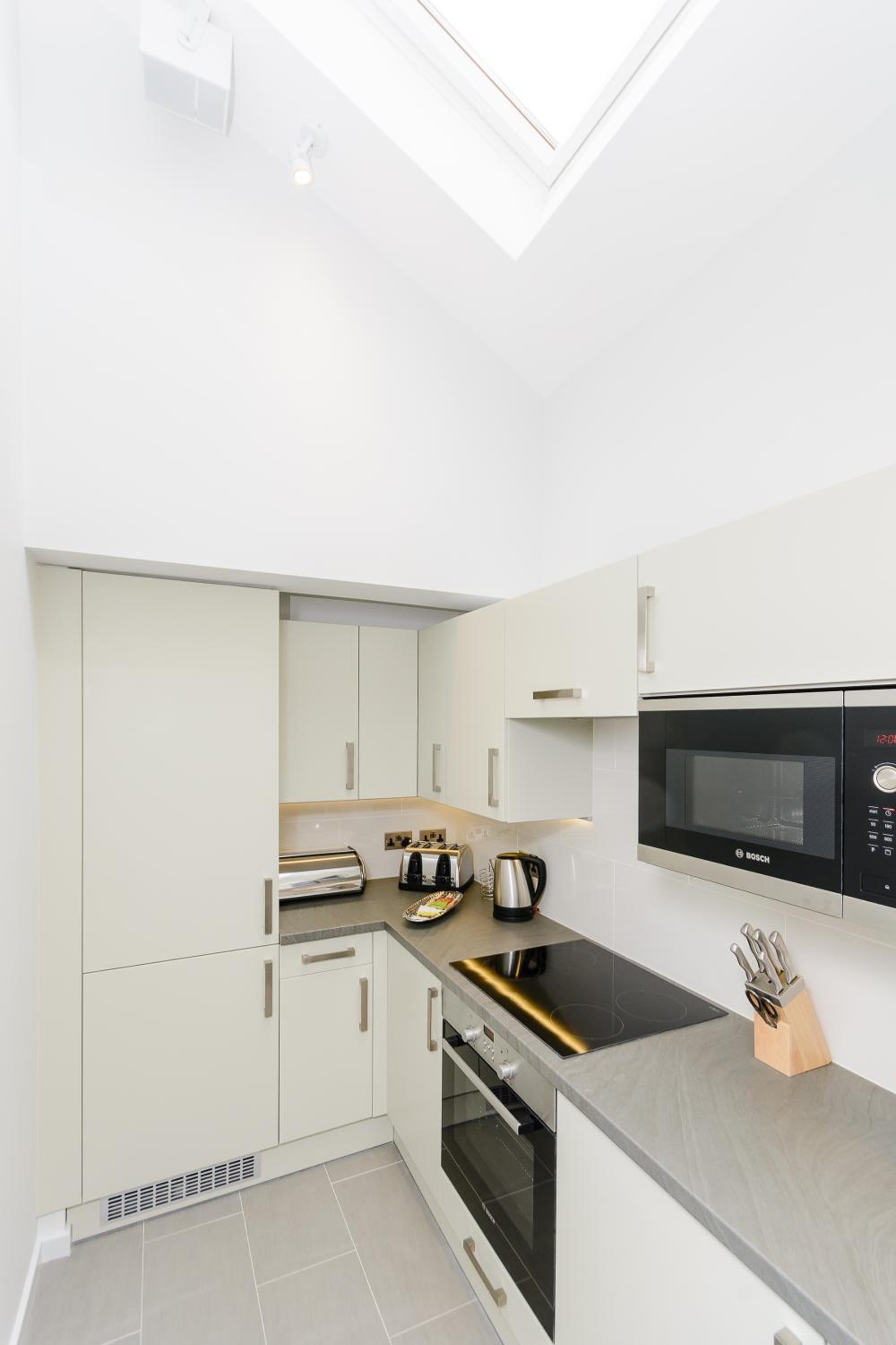 Ibis House by Viridian Apartments