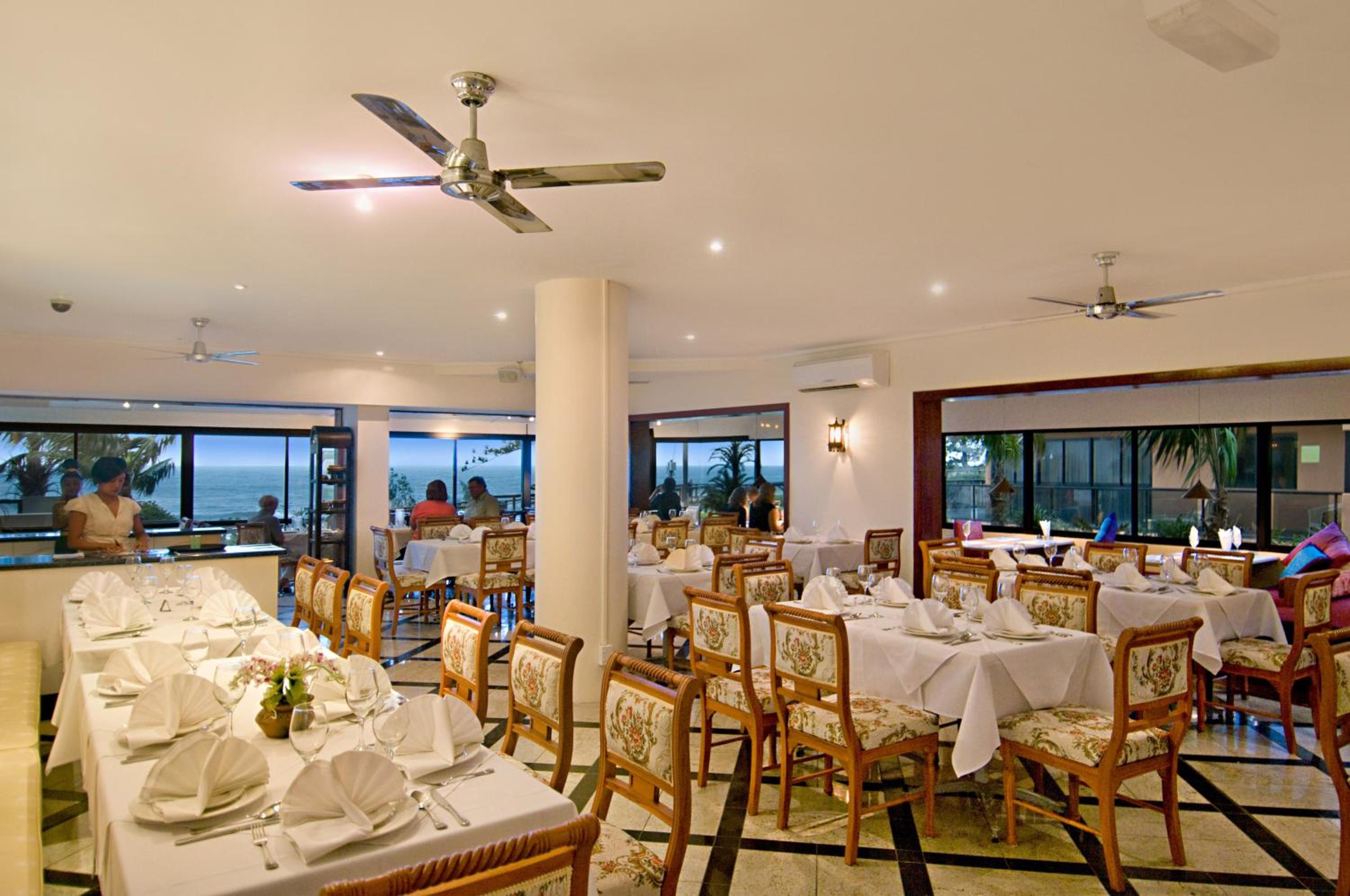 Clubb Coolum Beach Resort Sunshine Coast