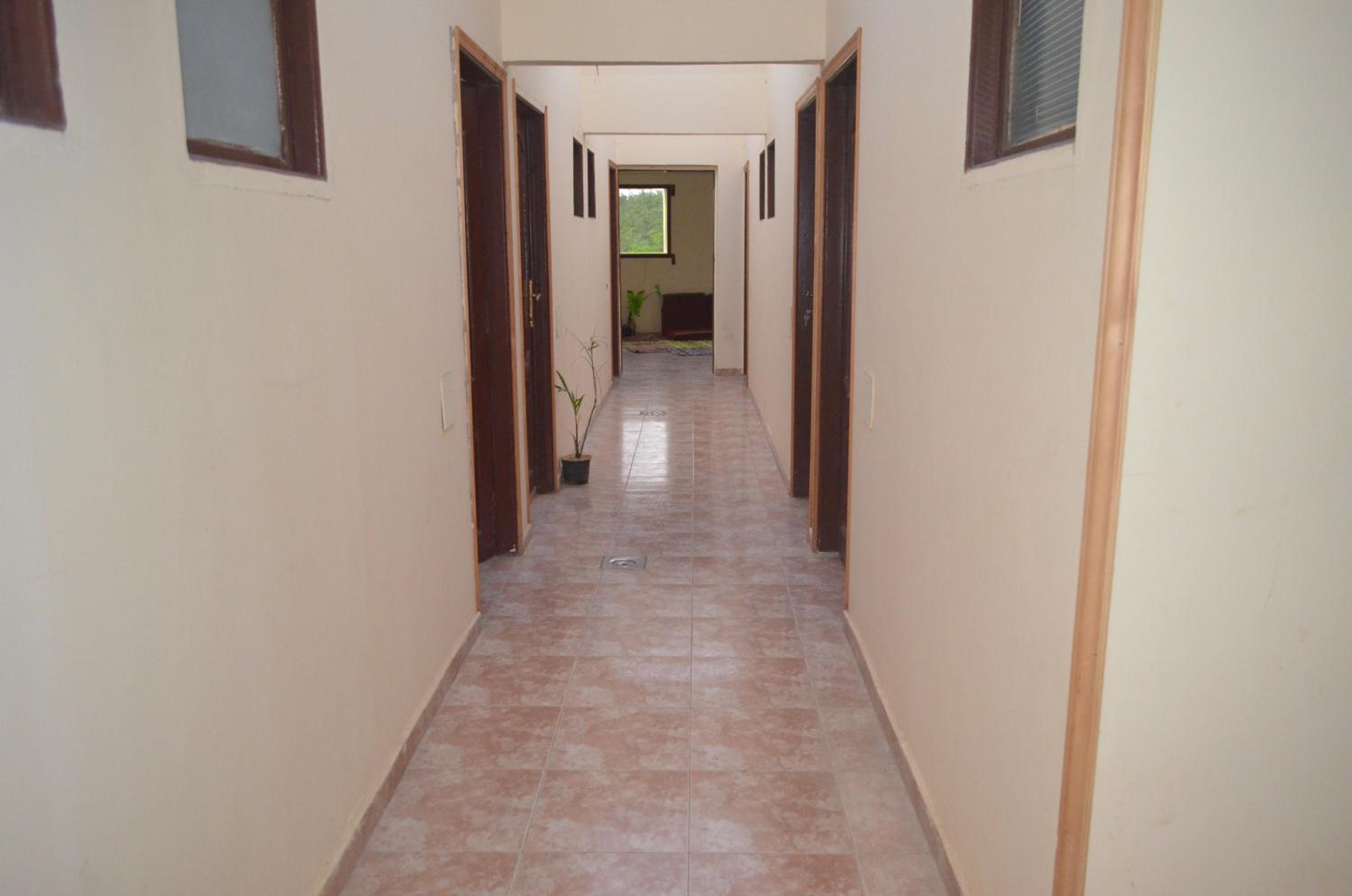 Seror Guest House