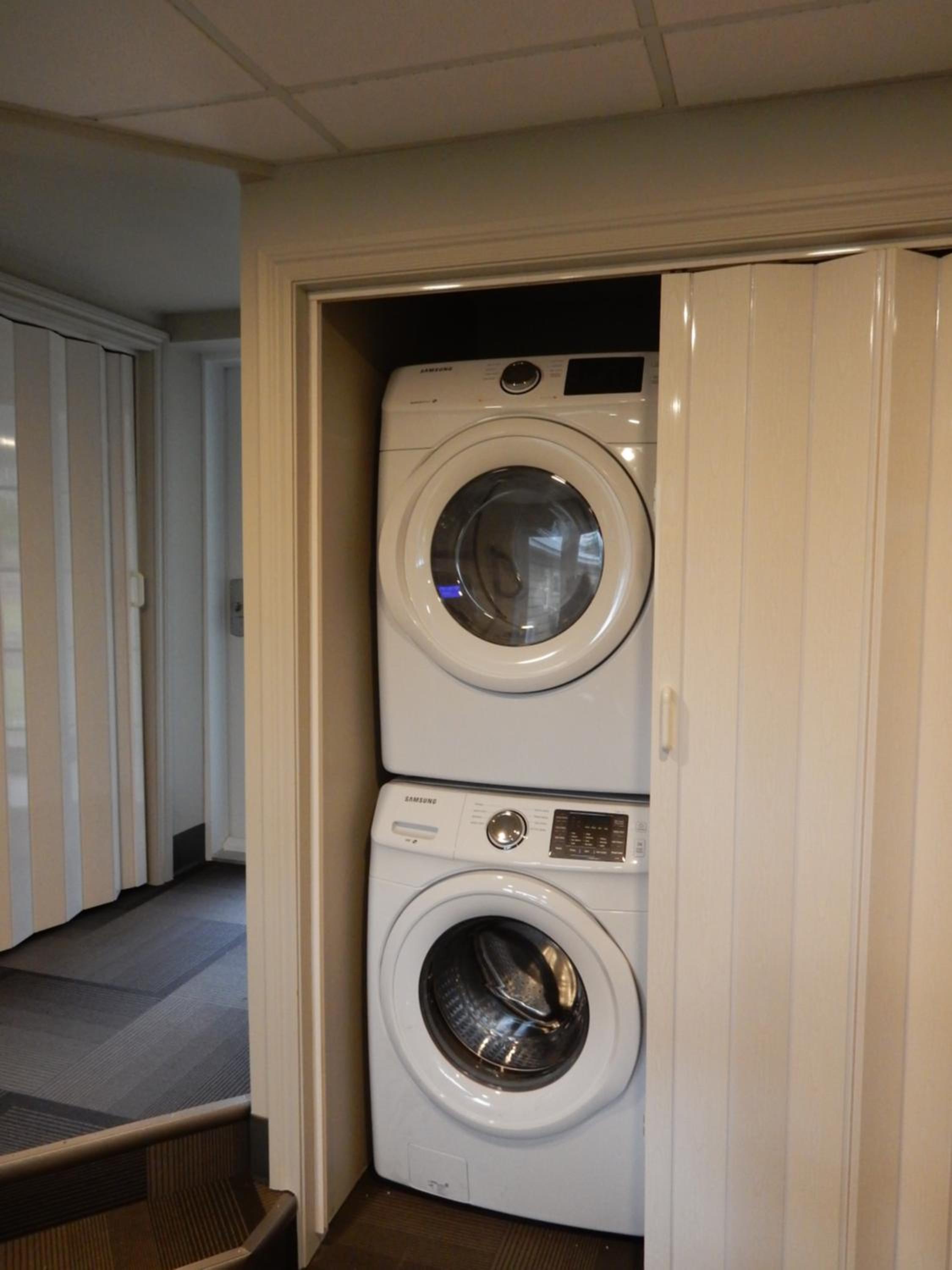 Dannys Suites, SureStay Collection by Best Western