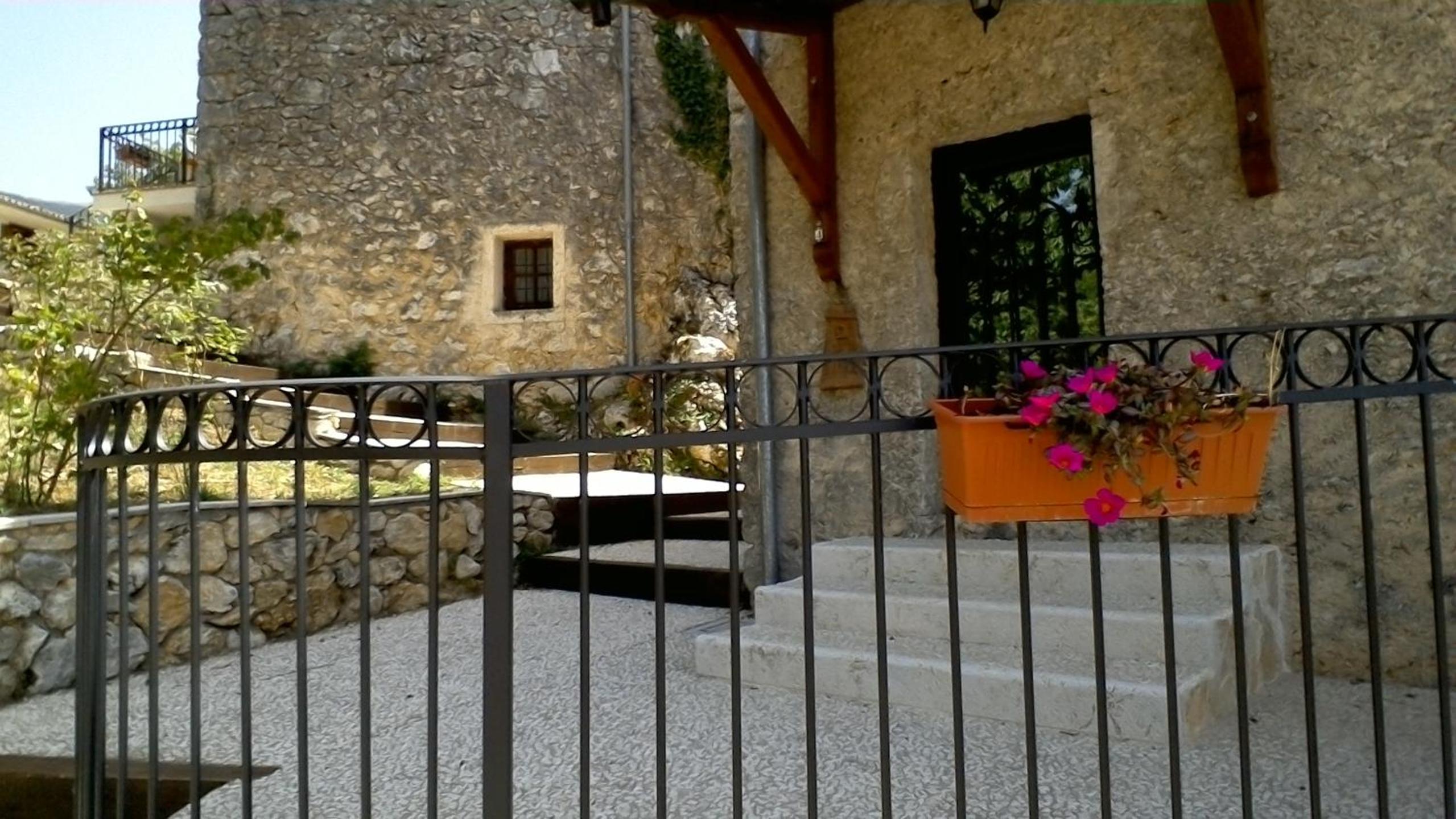 Photo 41